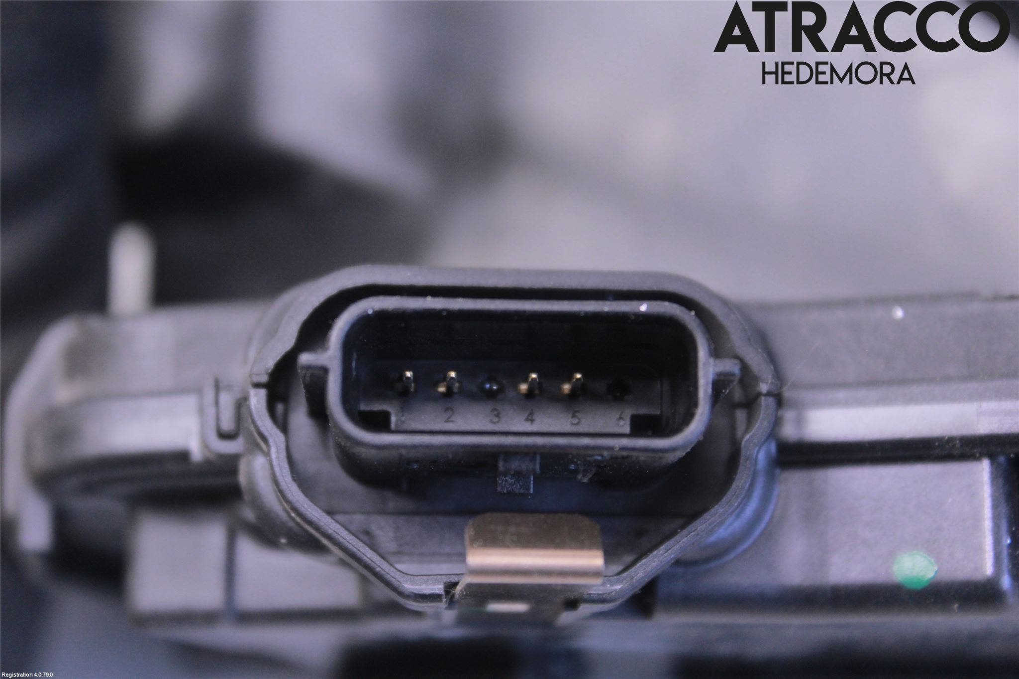 Opel VIVARO 15-19 Låskista-Dörrlås