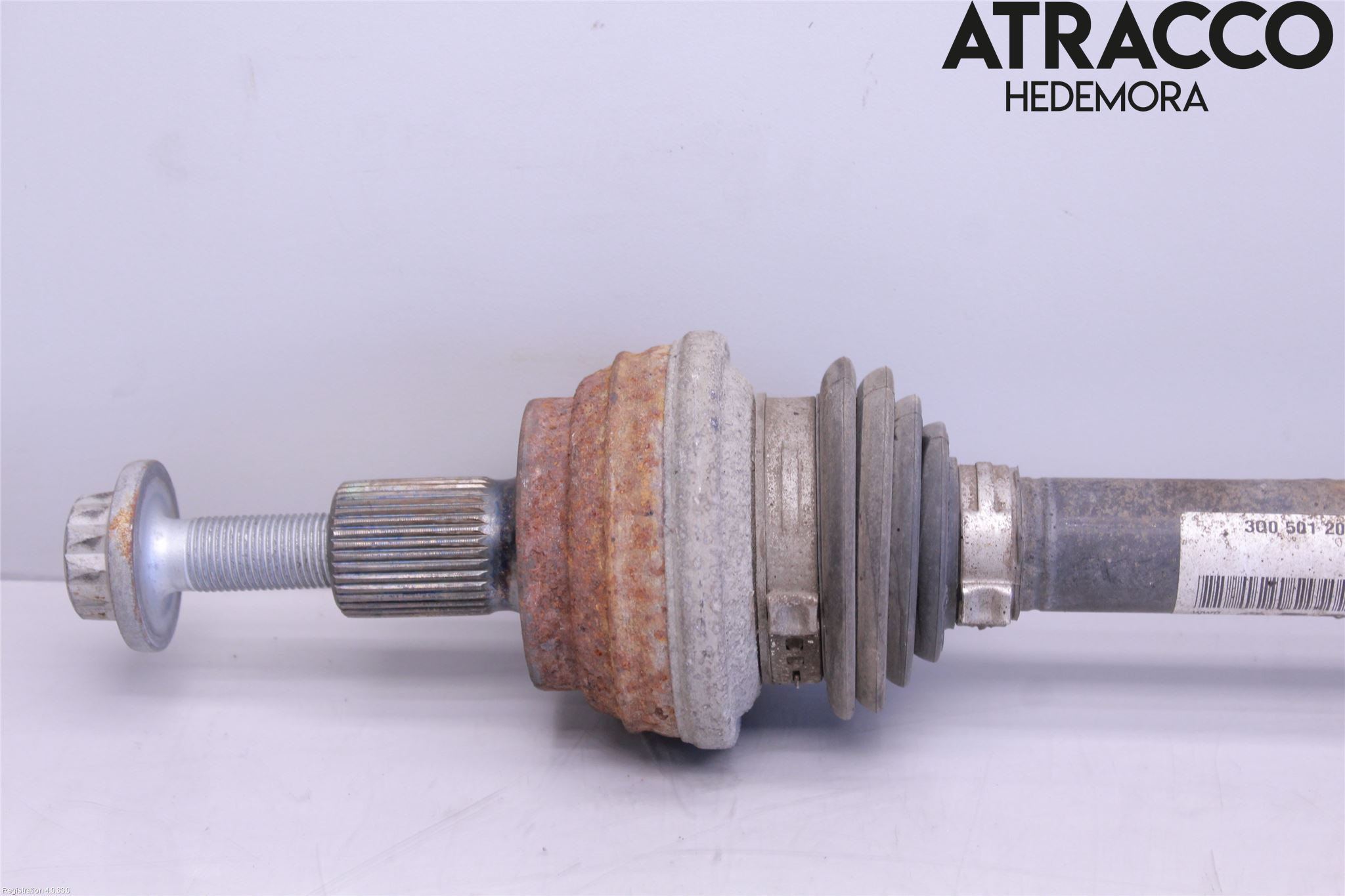Volkswagen VW TIGUAN 16-24 Drivaxel Bak Höger