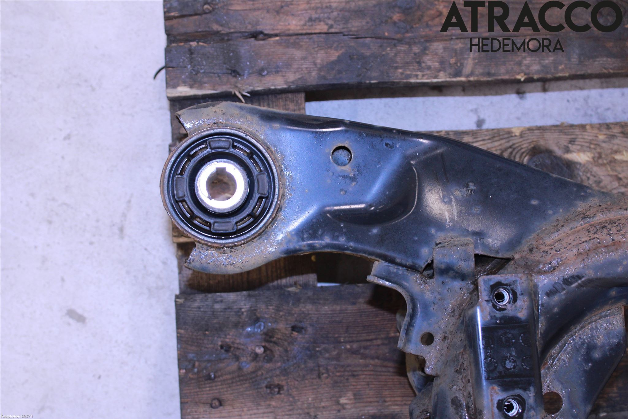 Jaguar XE (X760) 15-24 Bakaxelbalk