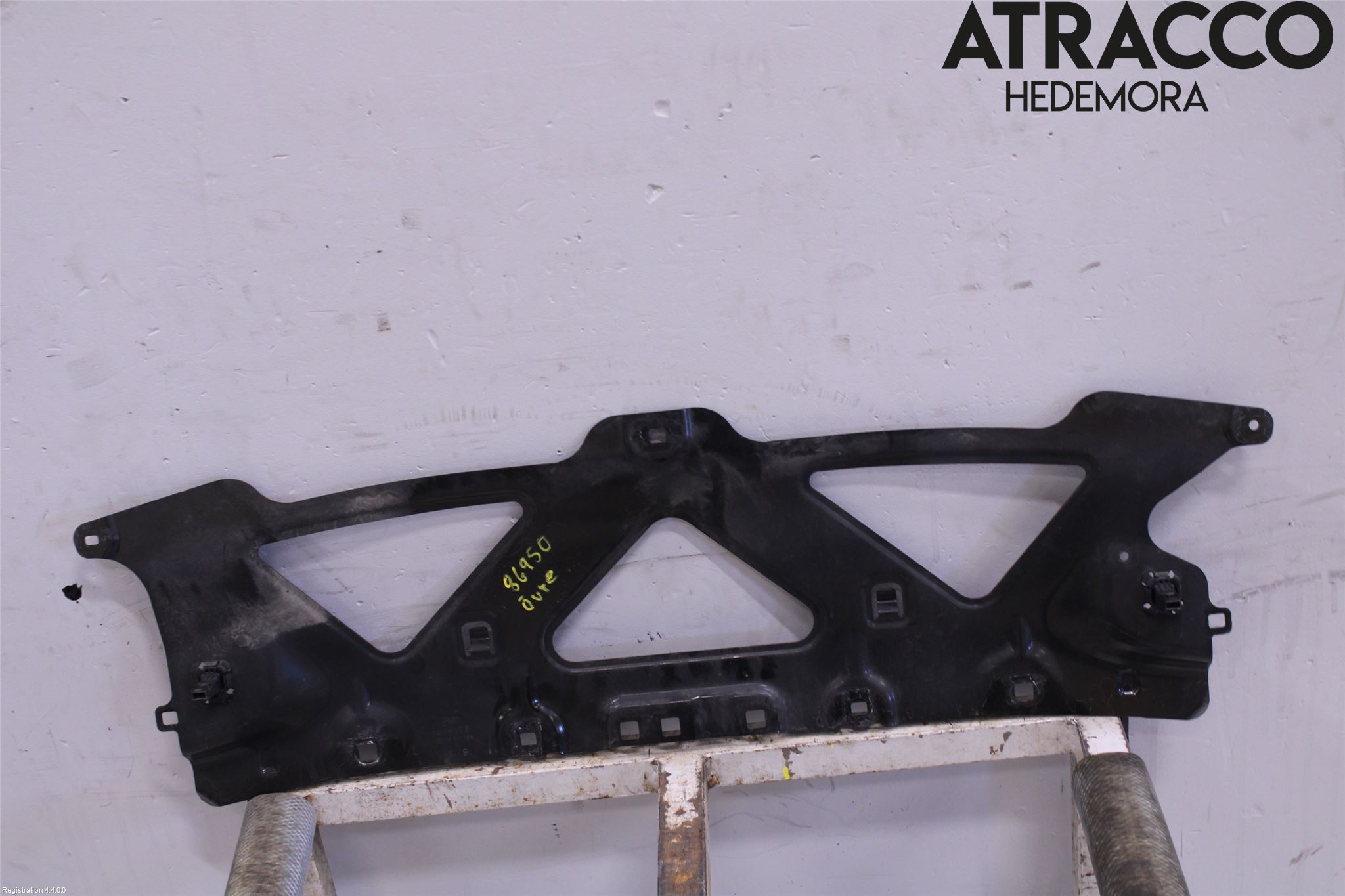 BMW 7 G11/G12 15-22 Frontplåt Övre