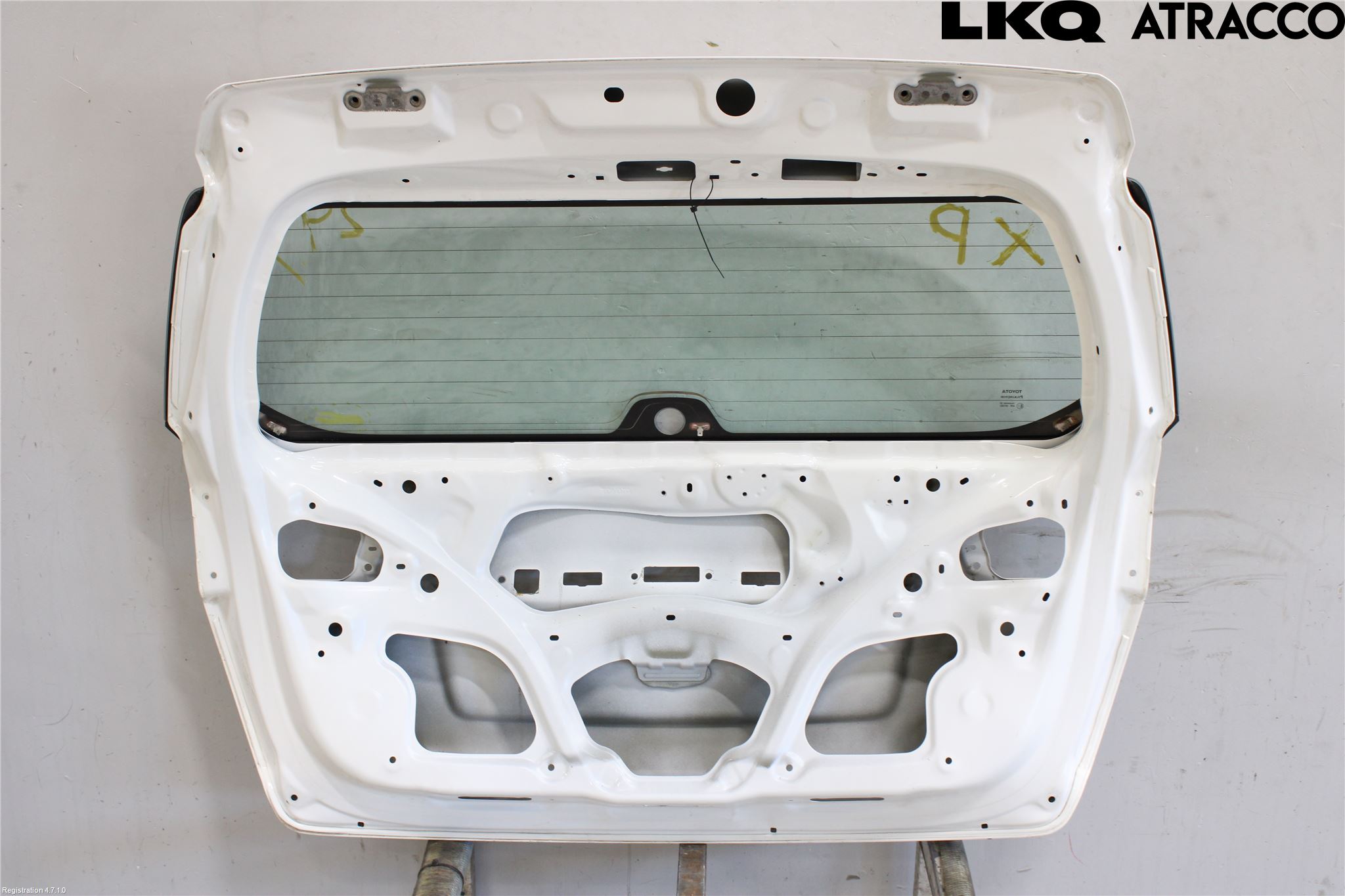 Toyota AURIS 13-19 Baklucka Kombi