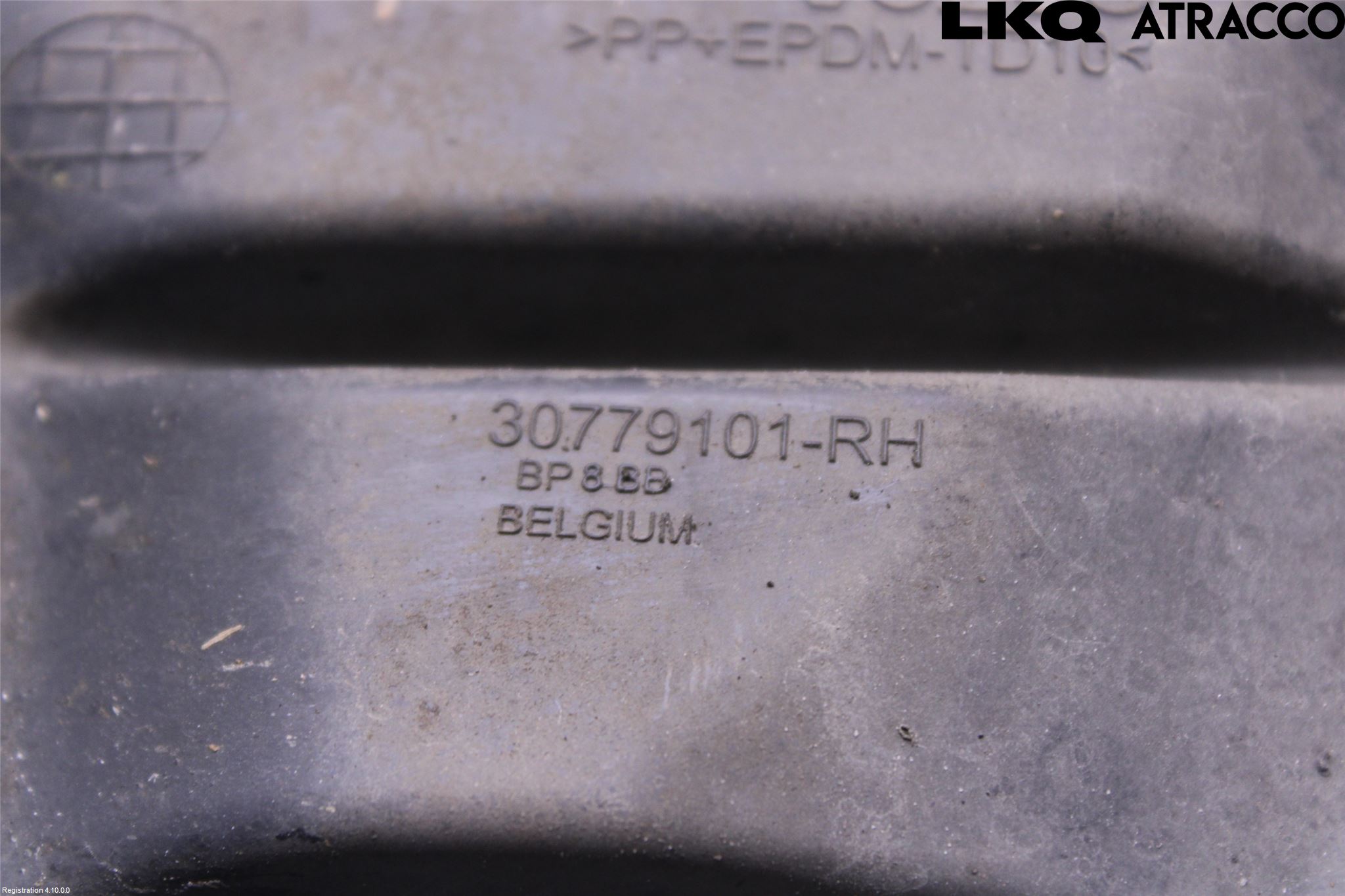 Volvo V50 08-12 Dimljussarg Fram