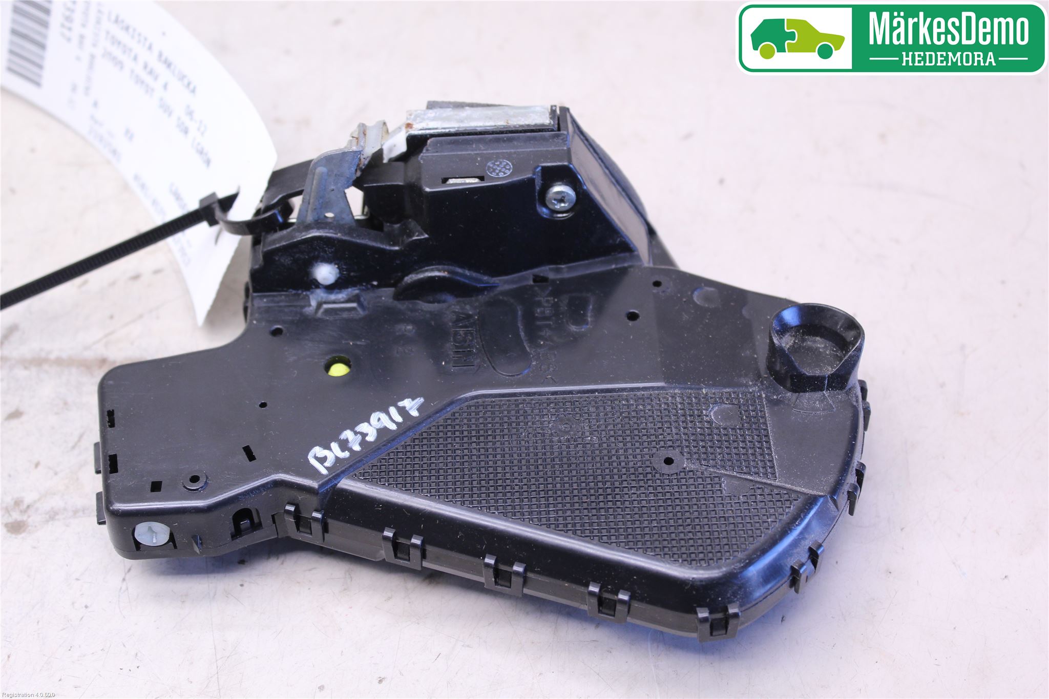 Toyota RAV 4 06-12 Låskista Baklucka