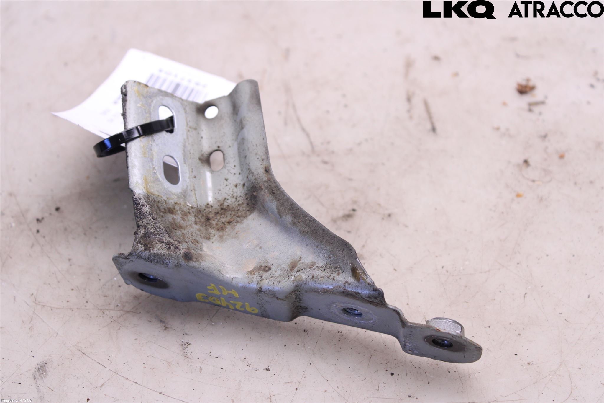 Volkswagen VW POLO 10-17 Skärmfäste Fram Hö