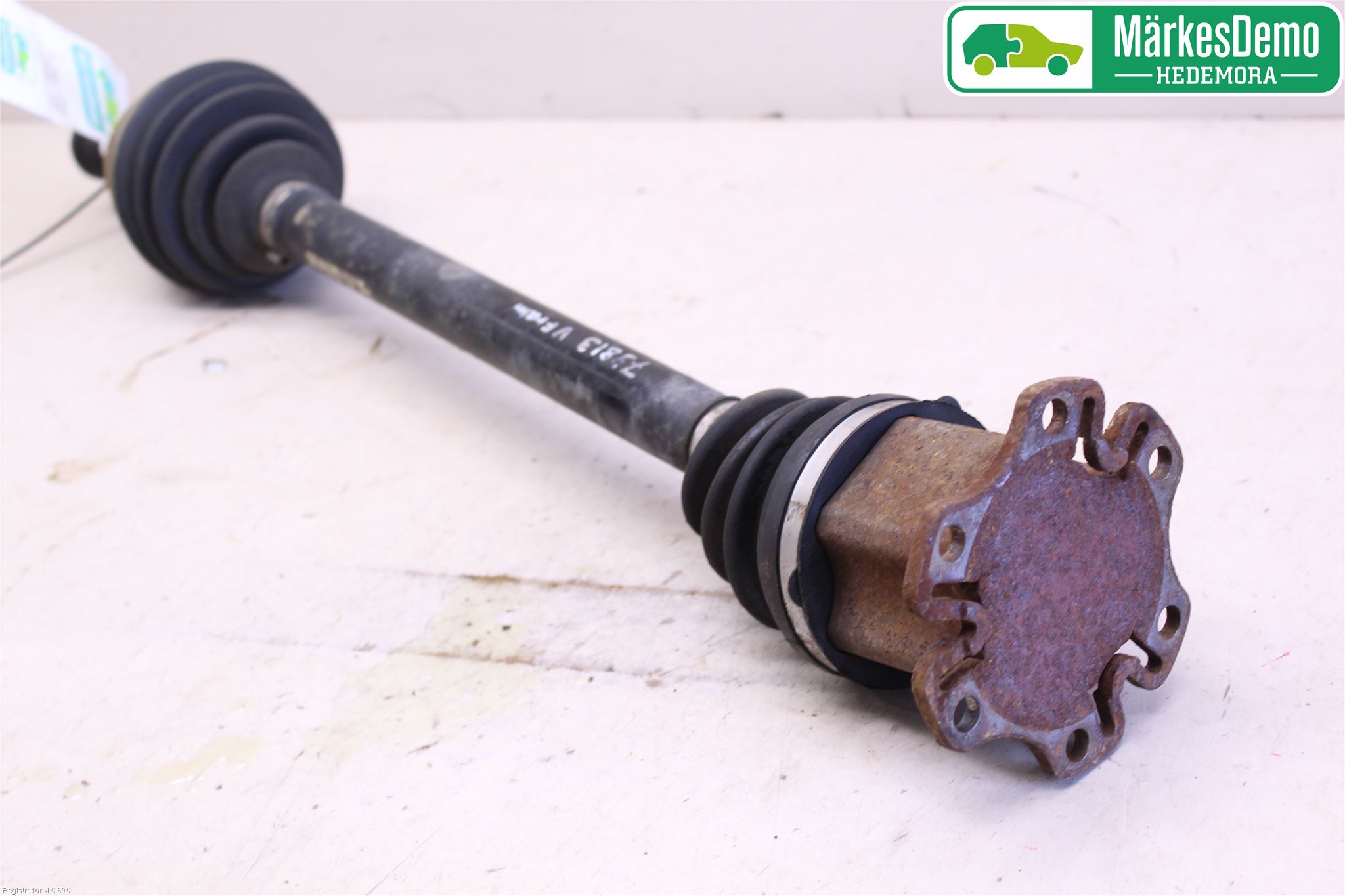 Audi A6/S6     05-11 Drivaxel Fram Vänster