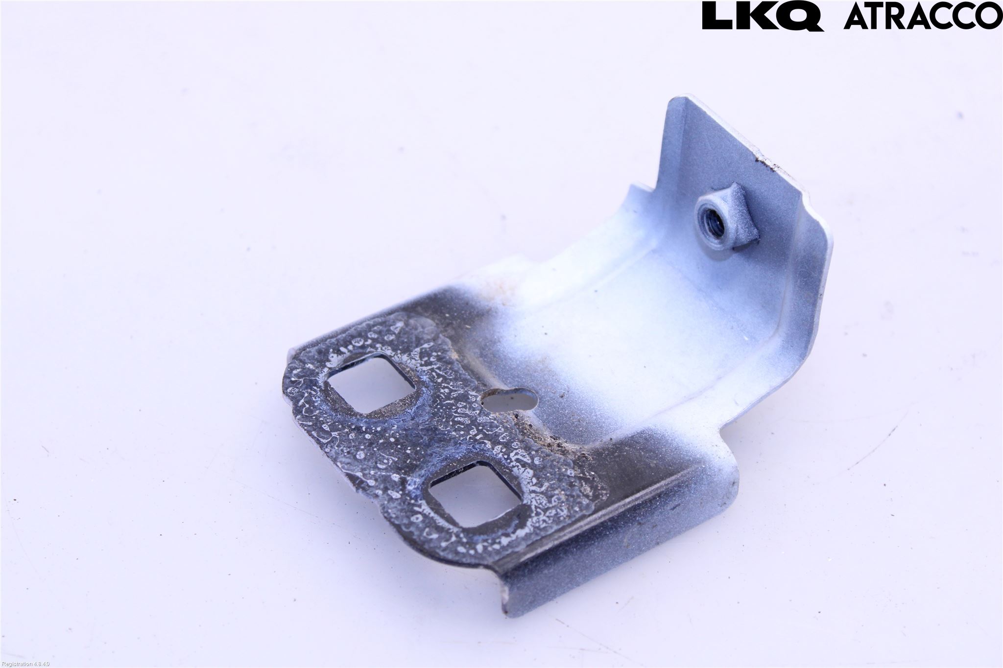 Jaguar E-PACE 17- Skärmfäste Fram Hö