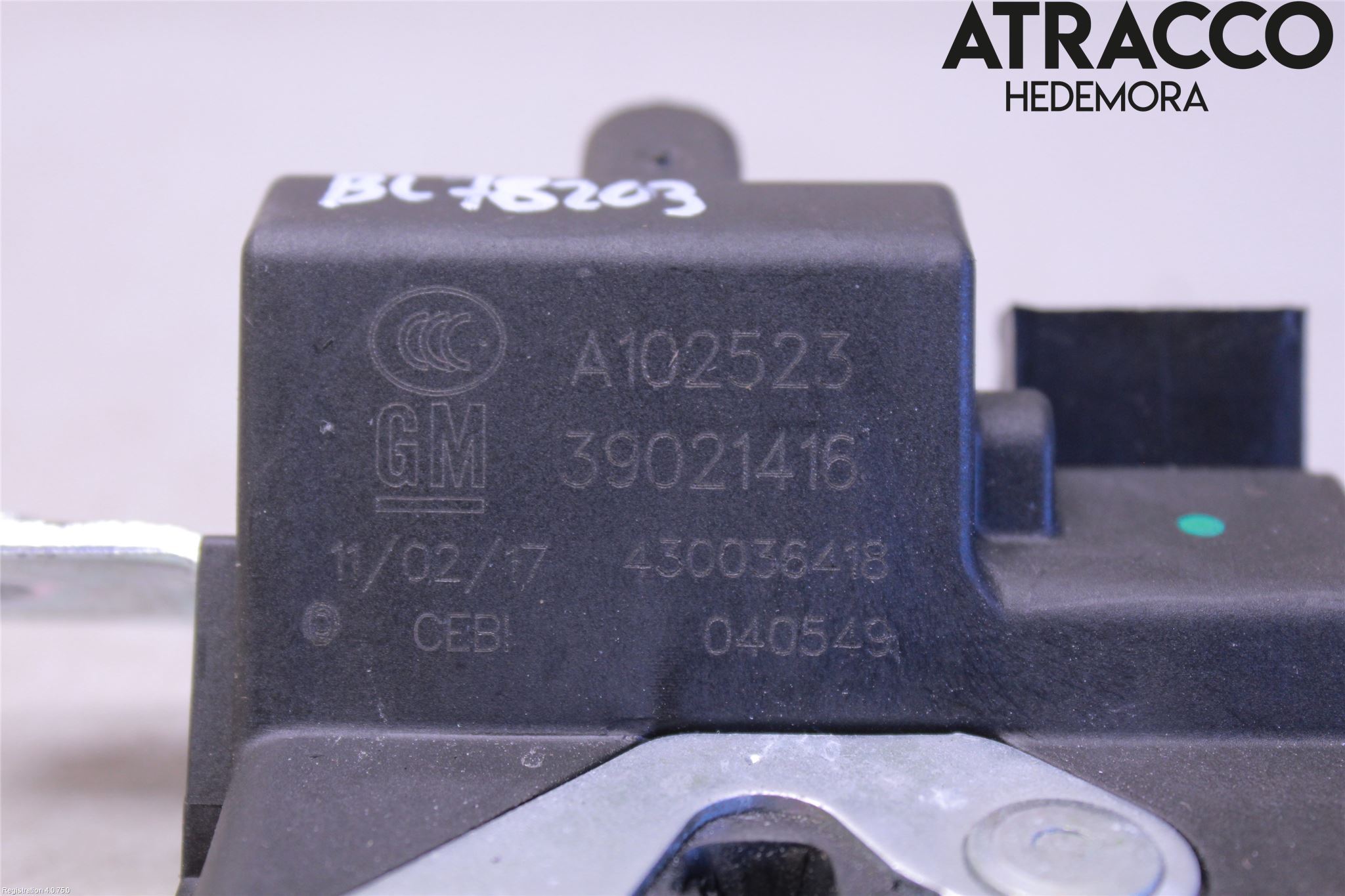 Opel CORSA E 15-19 Låskista Baklucka