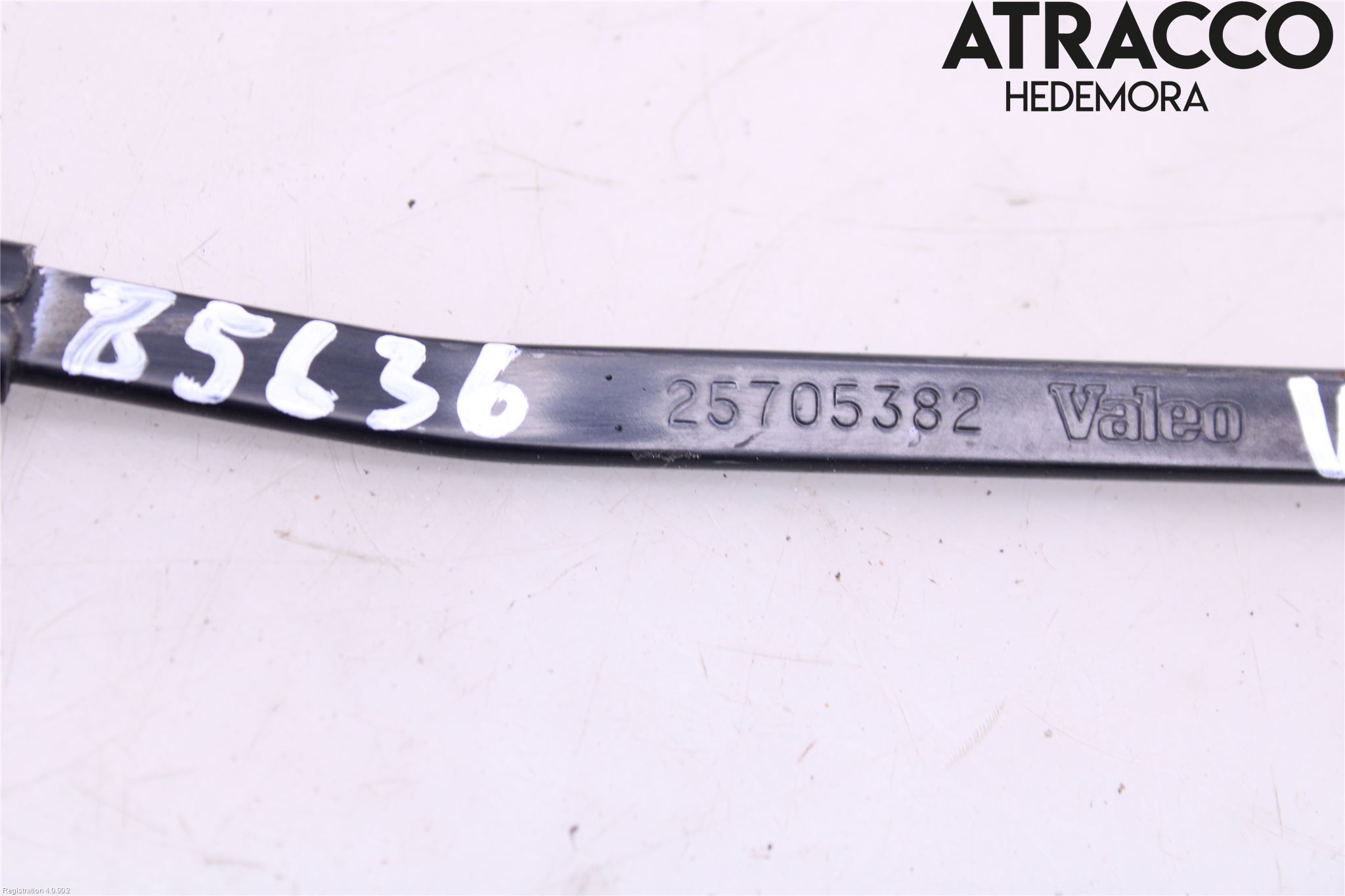 Cadillac SRX Torkararm Armar Vindruta