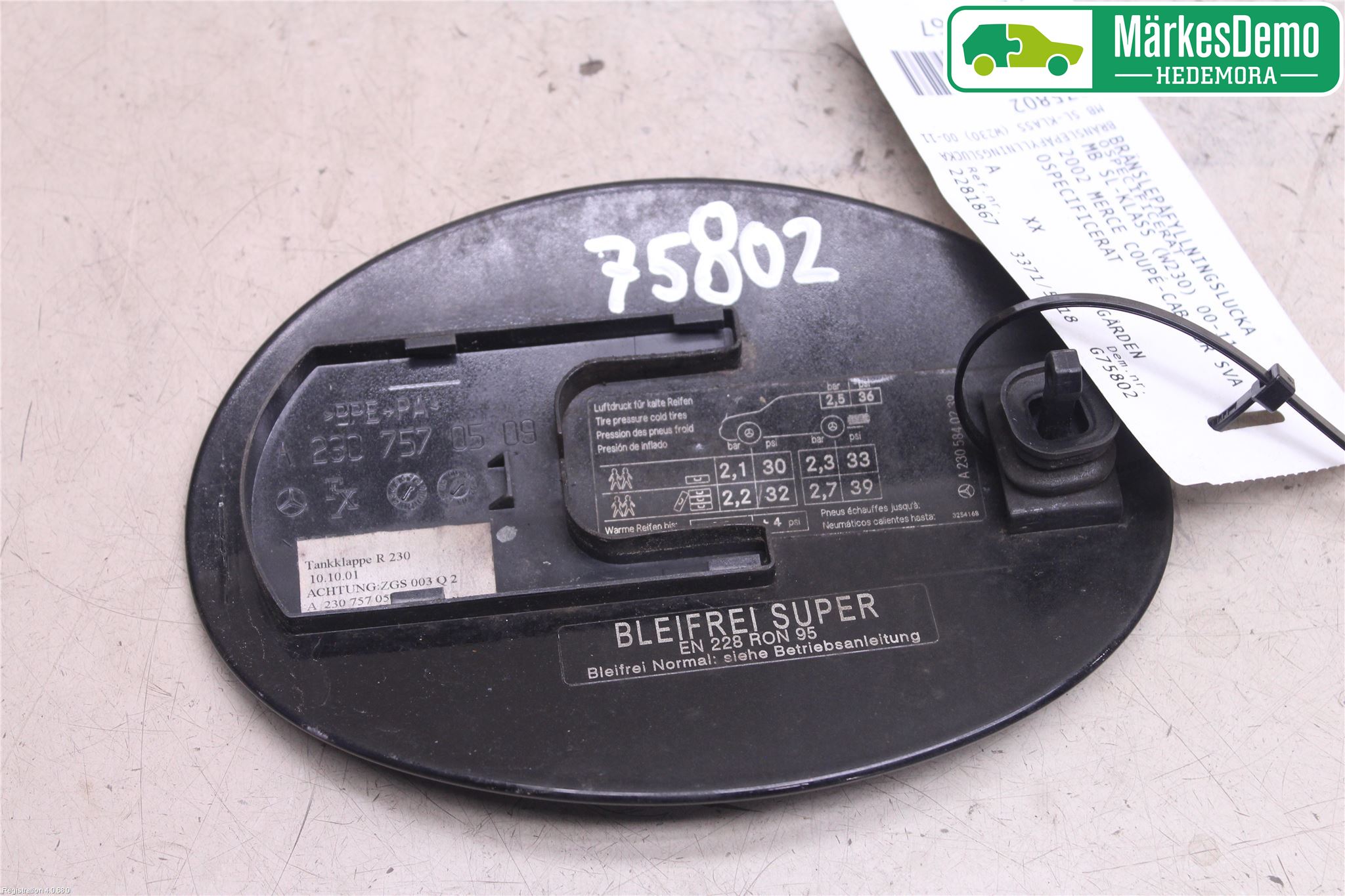 Mercedes-Benz MB SL-KLASS (R230) 00-11 Tanklucka
