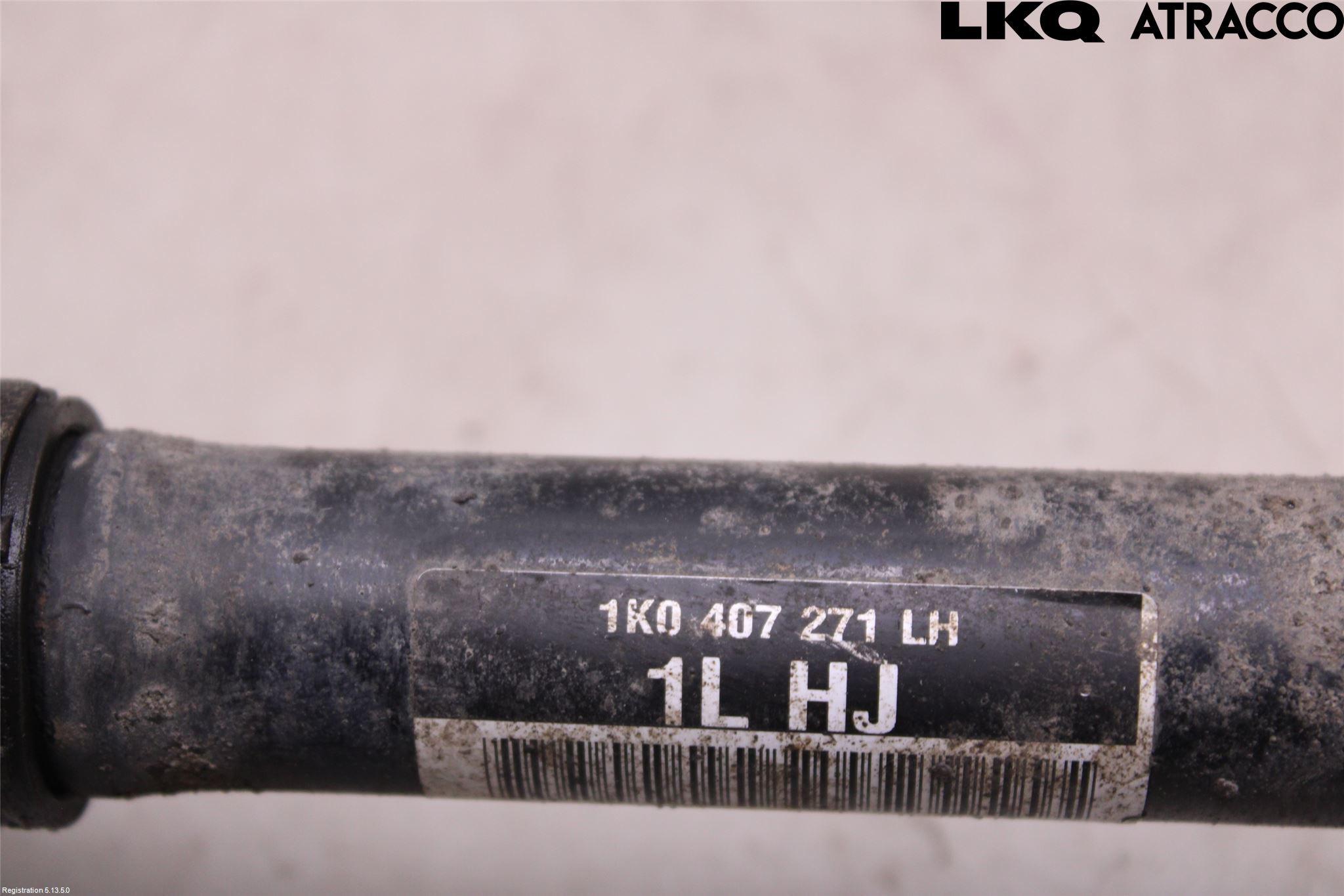 Volkswagen VW PASSAT 11-14 Drivaxel Fram Vänster