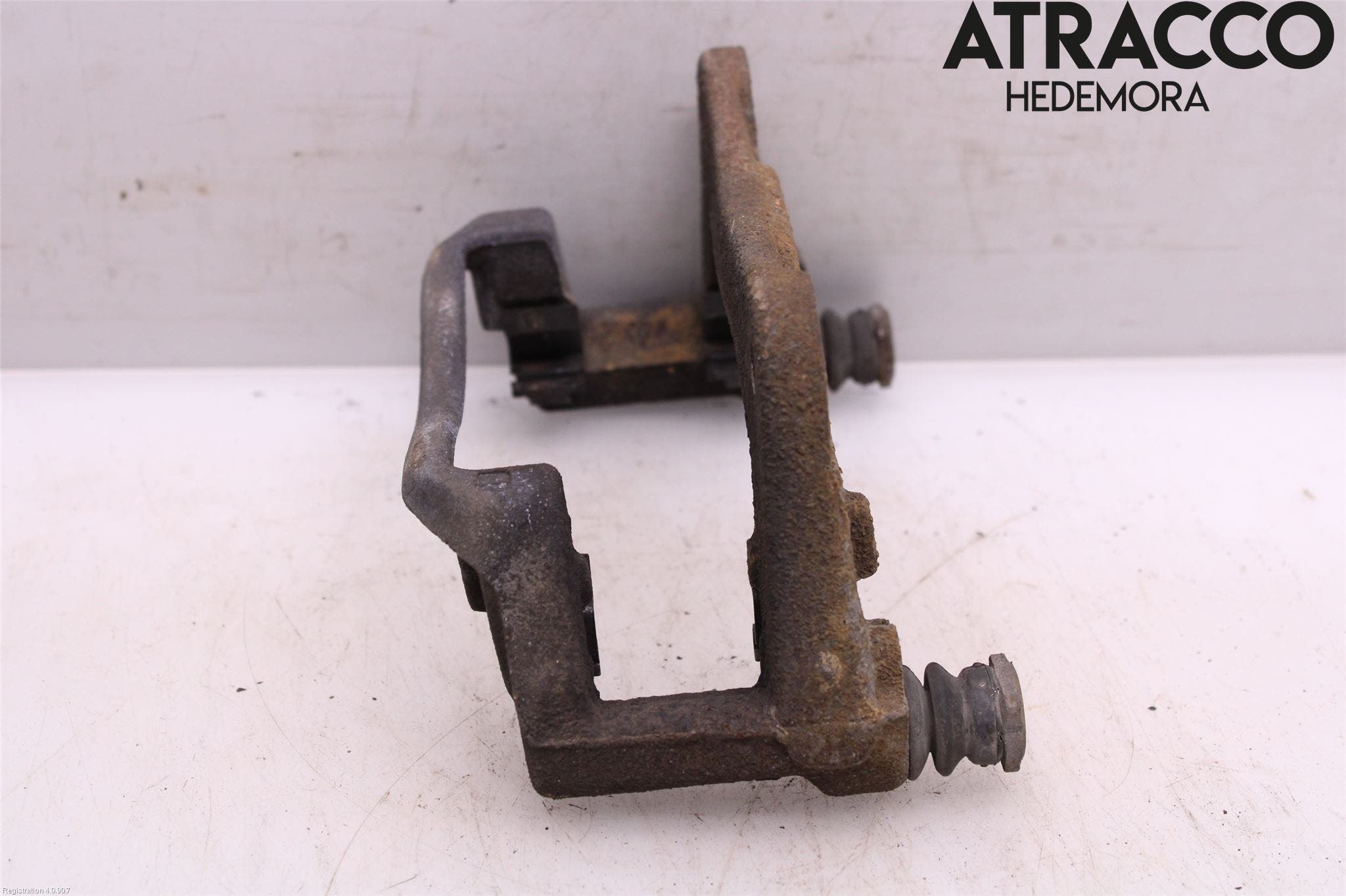 Toyota COROLLA 19- Bromsokshållare