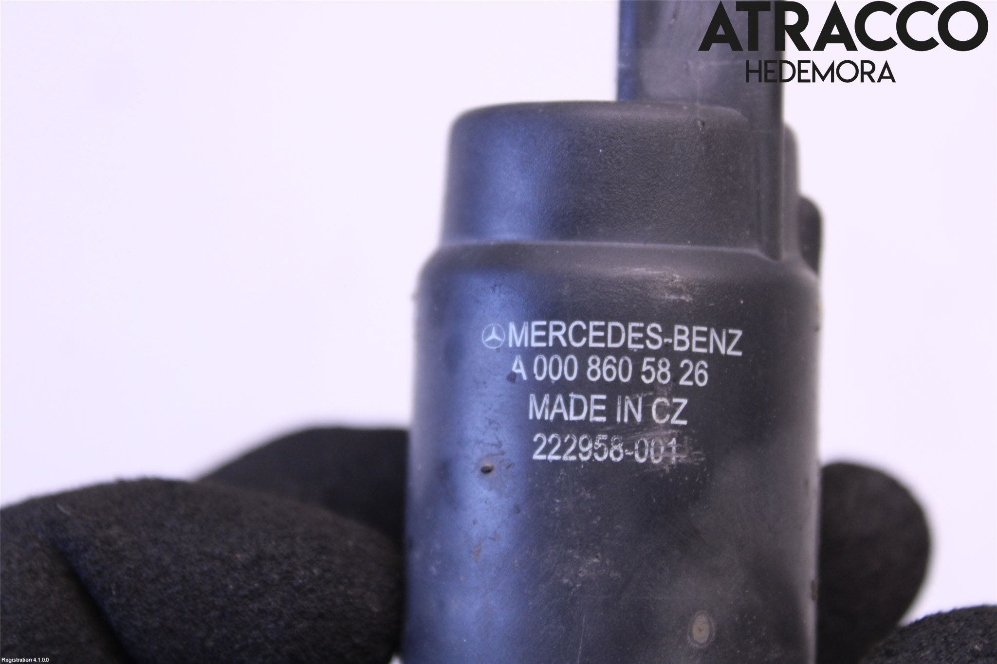 Mercedes-Benz MB VITO/VIANO (W639) 04-14 Spolarpump Vindruta