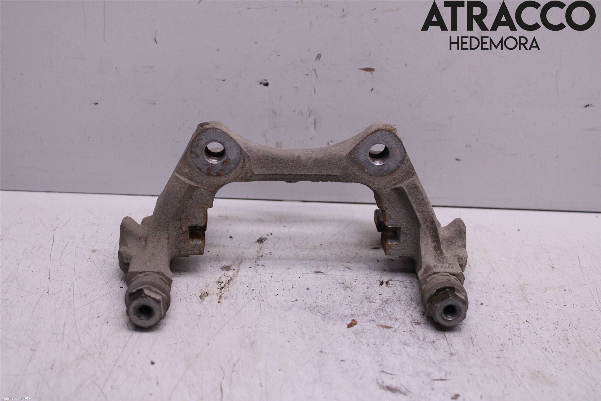 Toyota COROLLA 19- Bromsokshållare