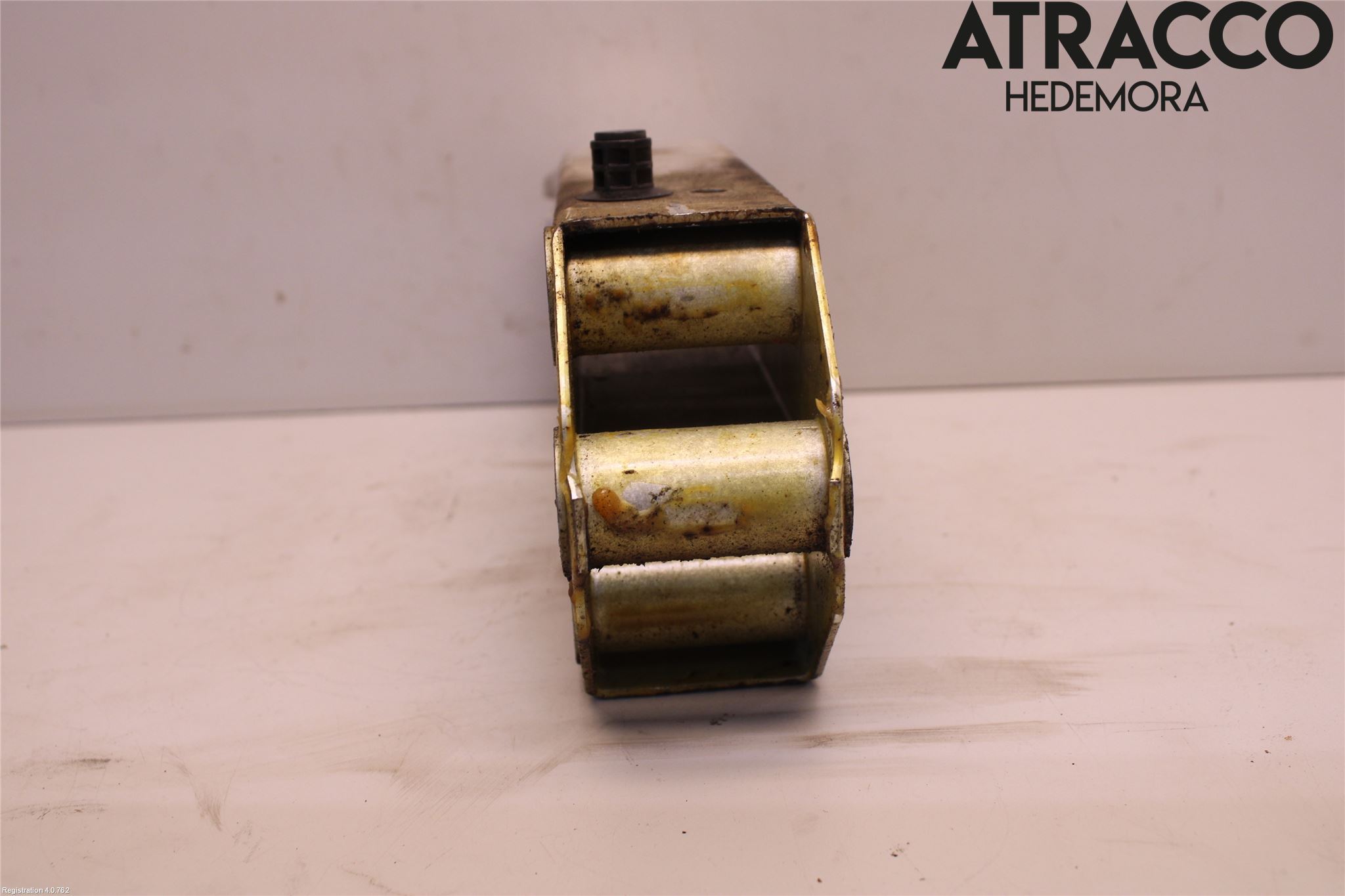 BMW 5 F10/F11/F18 09-17 Stötfångarbärjärn Fram