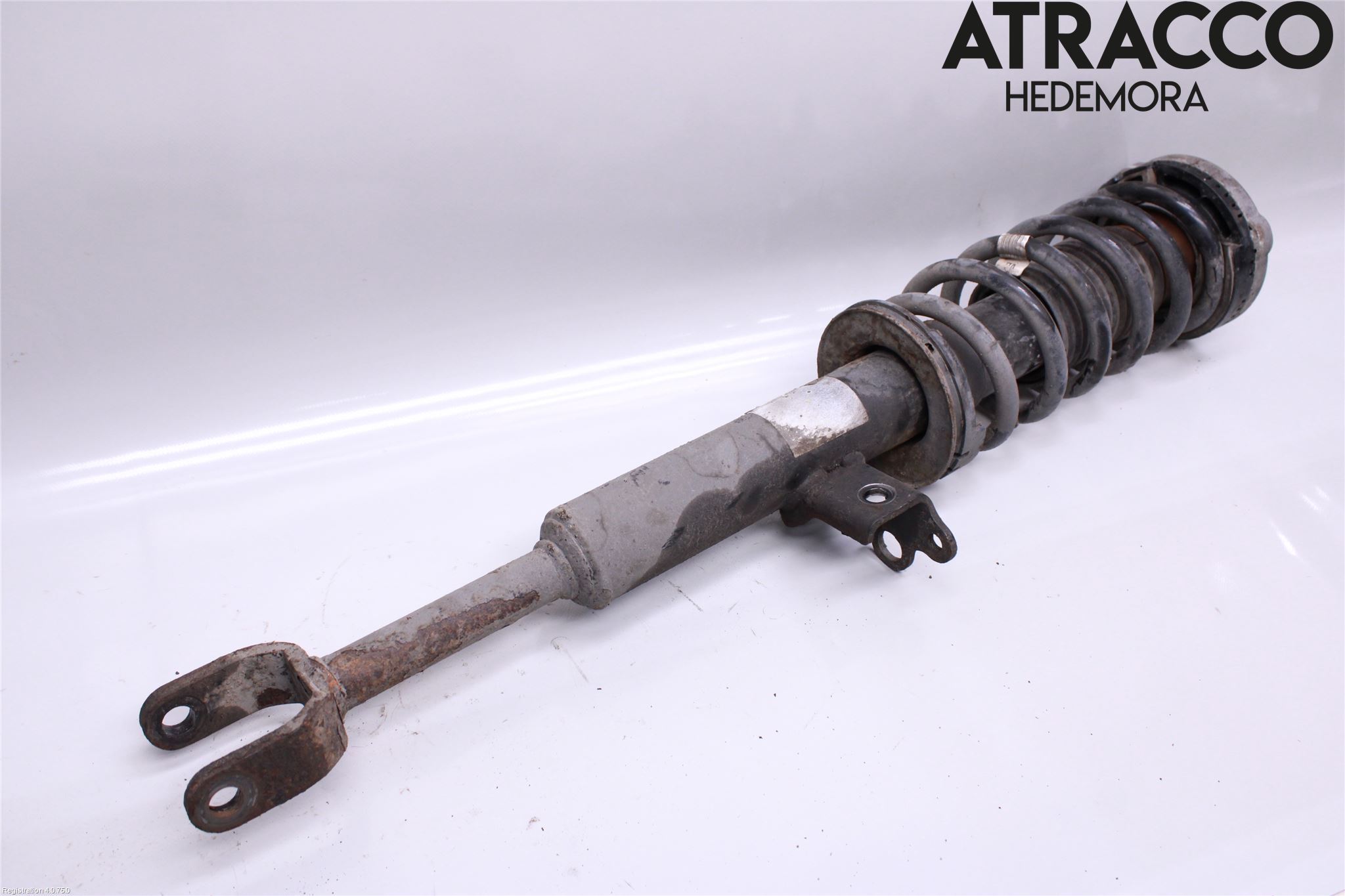 BMW 5 F10/F11/F18 09-17 Fjäderben Fram Vänster