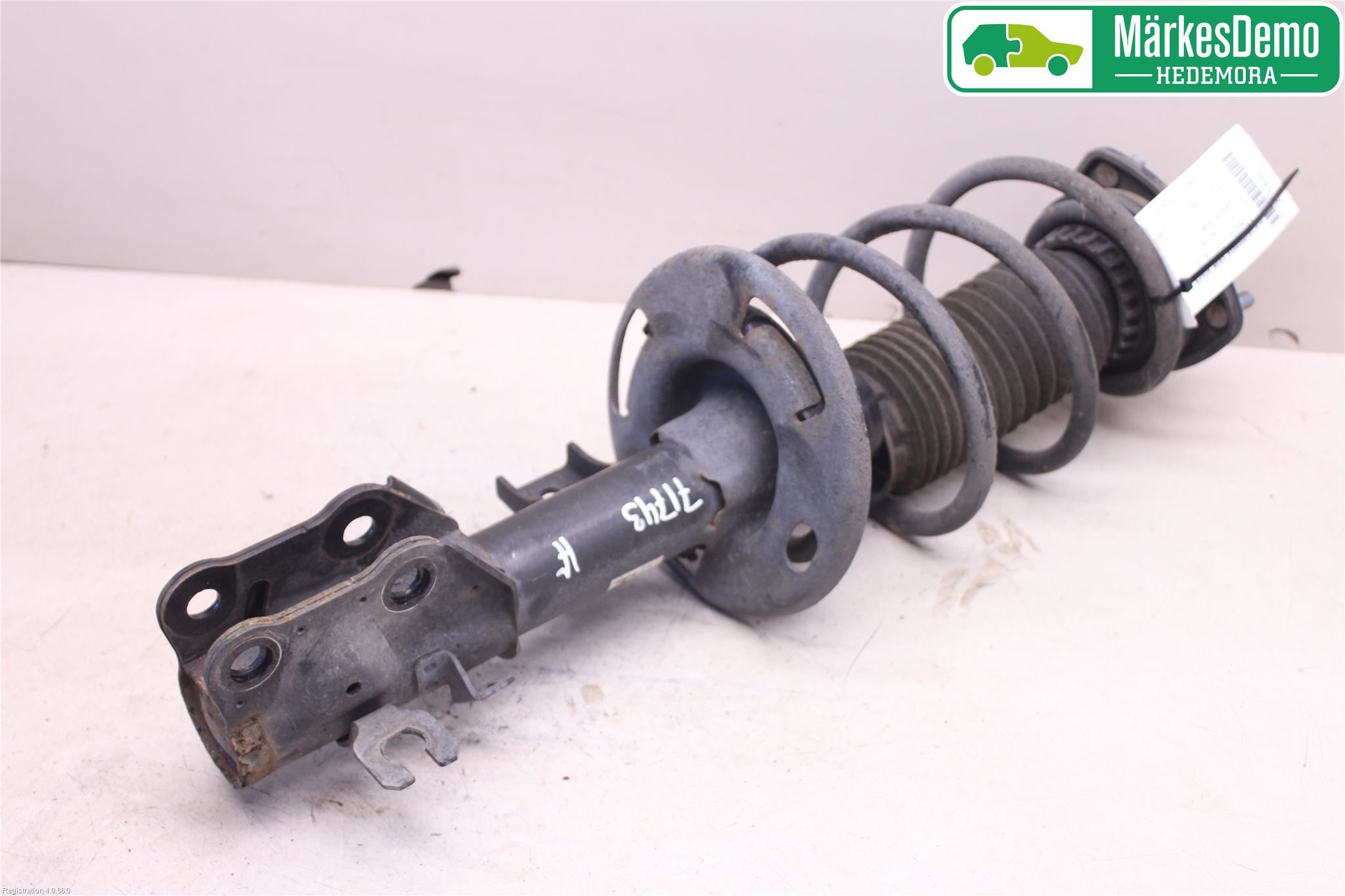 Mazda 3 III 14-19 Fjäderben Fram Höger