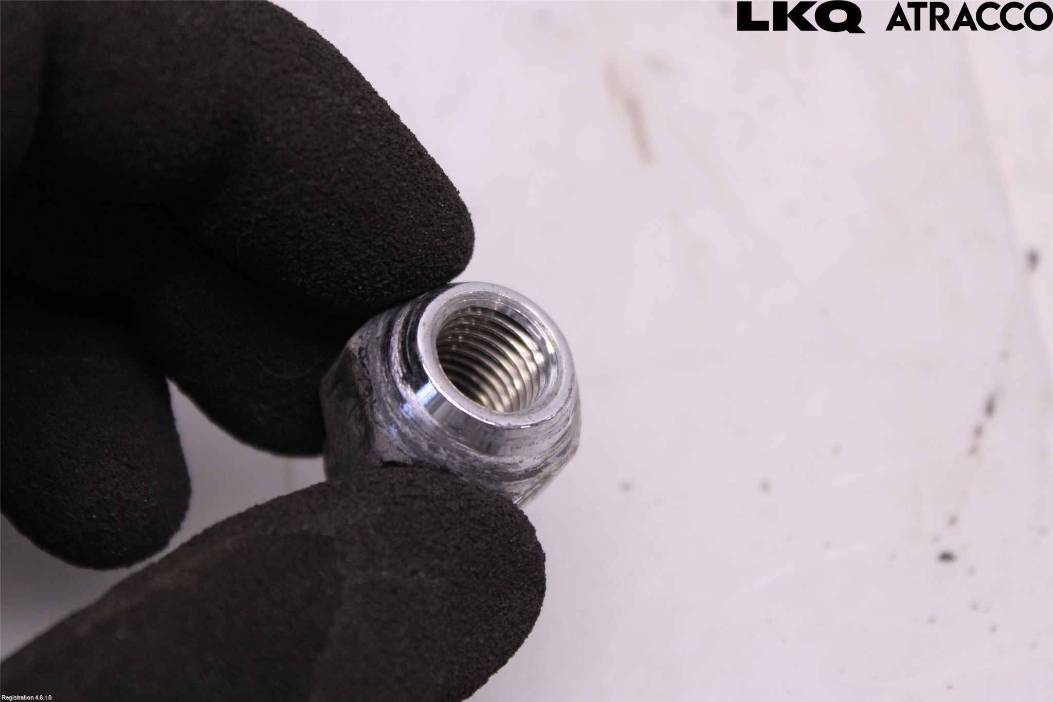 Mazda CX-5 17- Hjulmutter-Bult-Sats