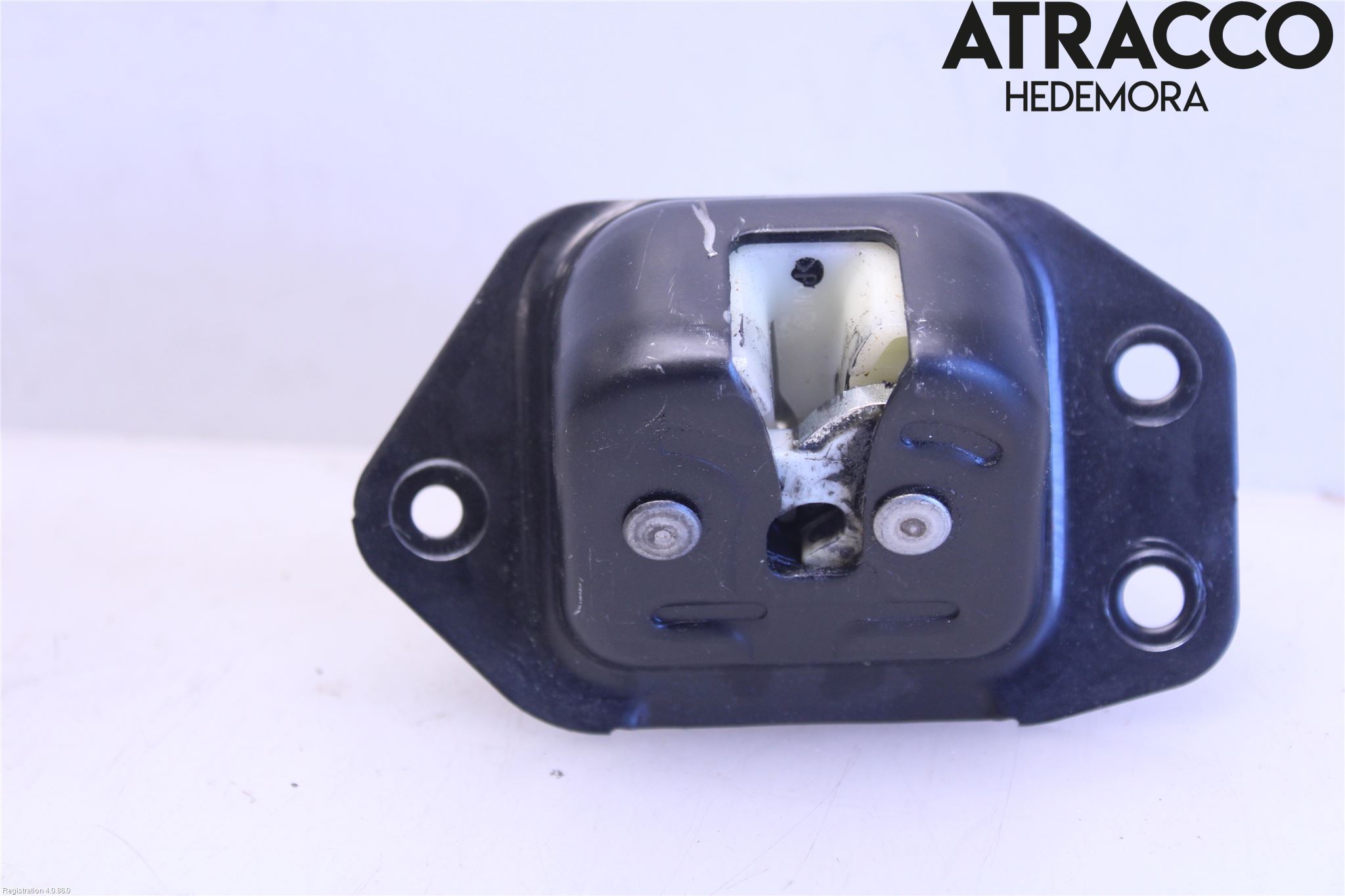 Nissan JUKE 14-19 Låskista Baklucka