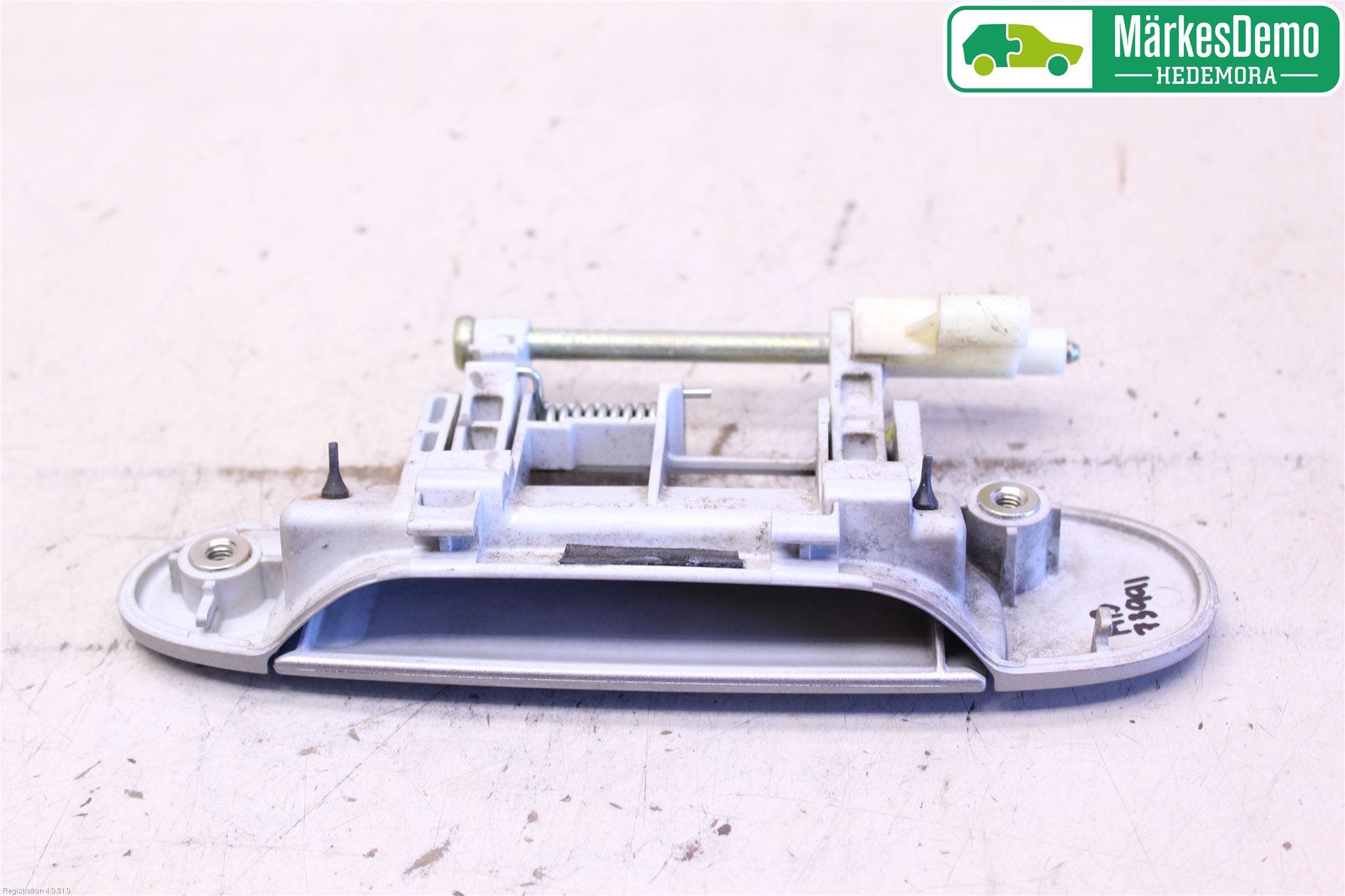 Toyota YARIS P1 99-03 Dörrhandtag Yttre Hö