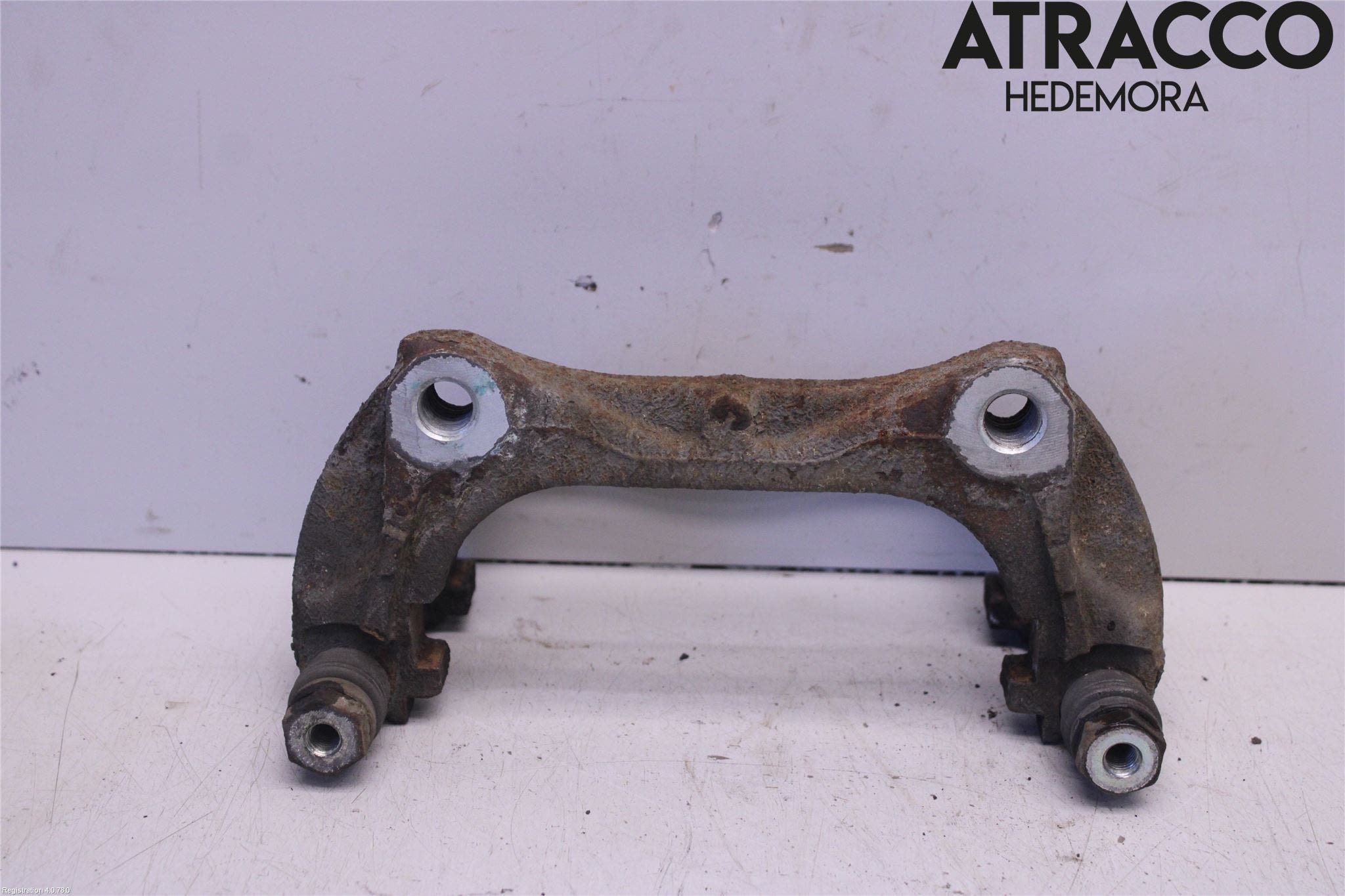 Opel ASTRA J 10-15 Bromsokshållare