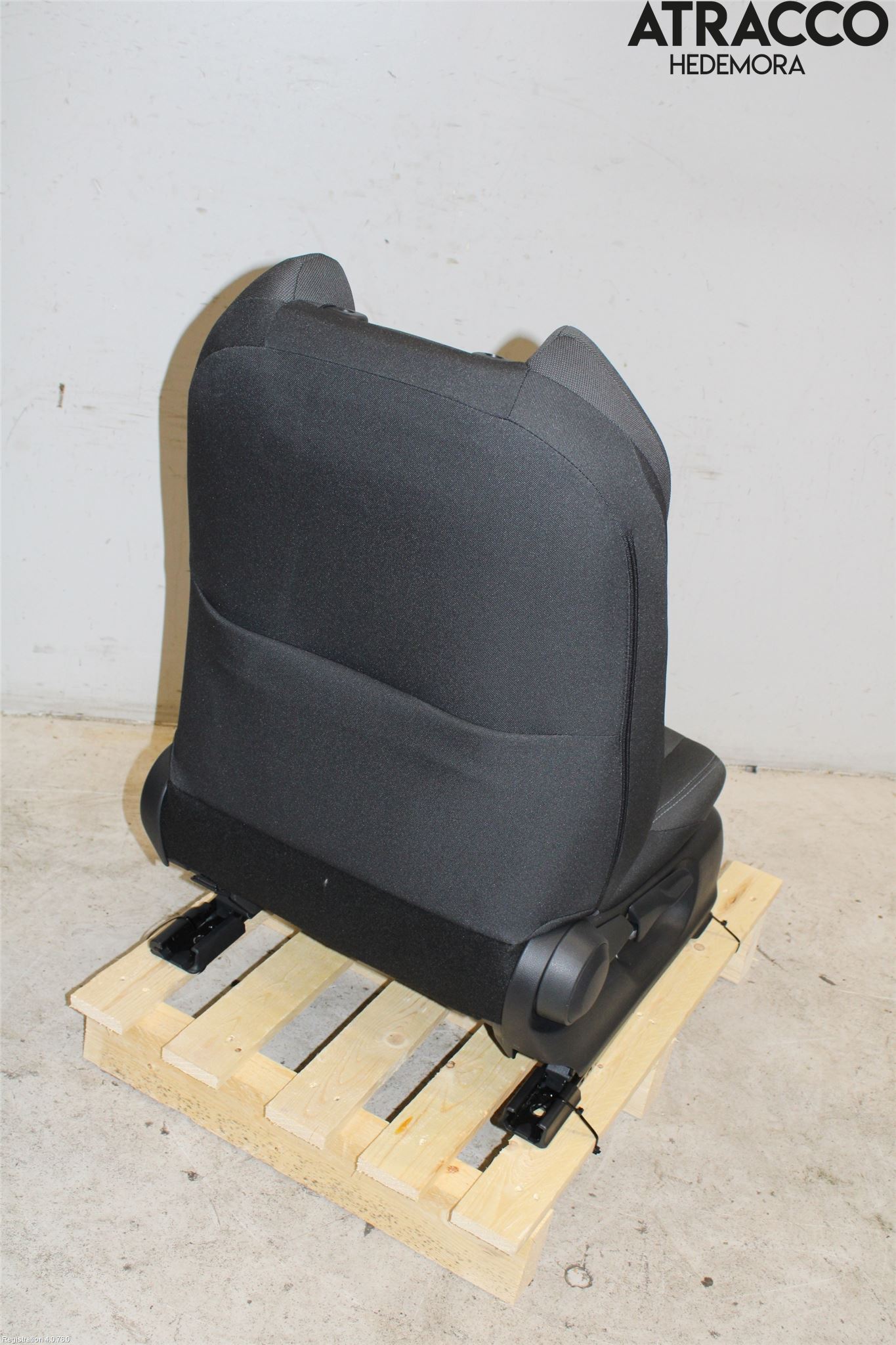 Toyota C-HR 16-23 Inredning Stol Fram Hö