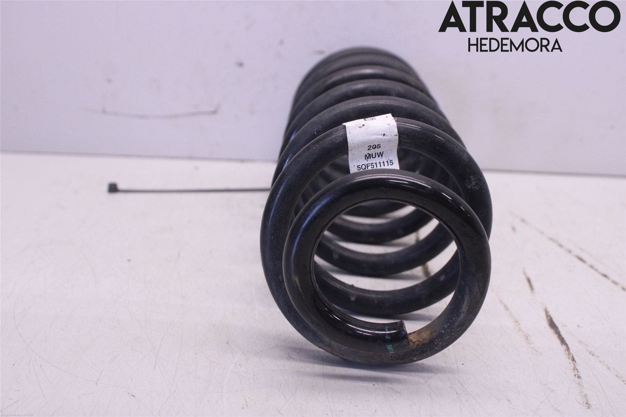 Volkswagen VW TIGUAN 16-24 Fjäder Bak