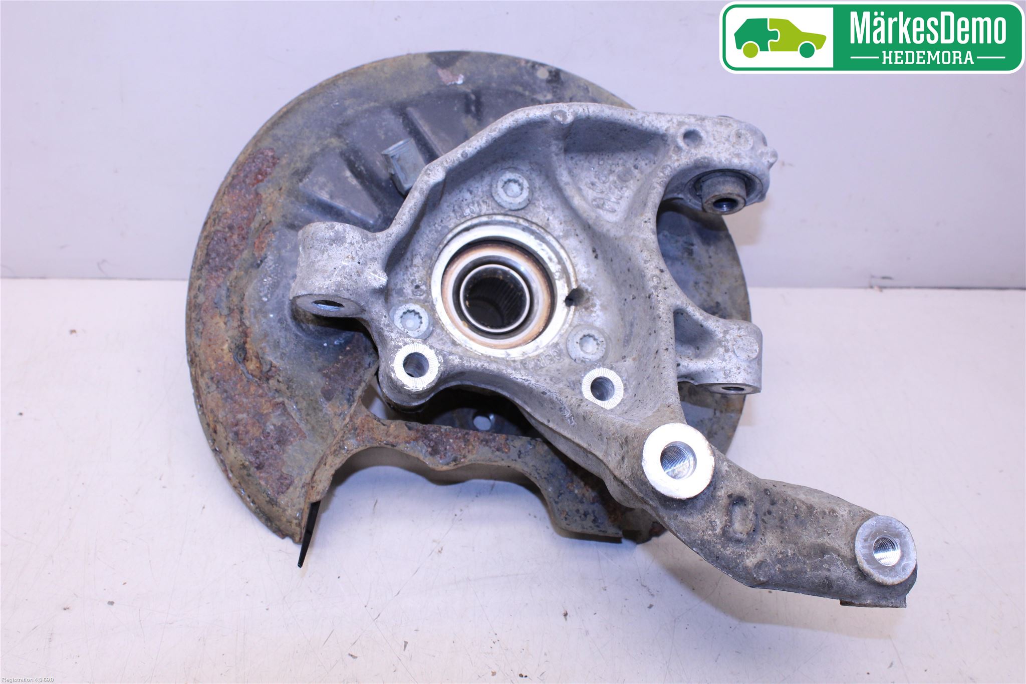 Volkswagen VW PASSAT 15-19 Hjullagerhus-Spindel Hö B
