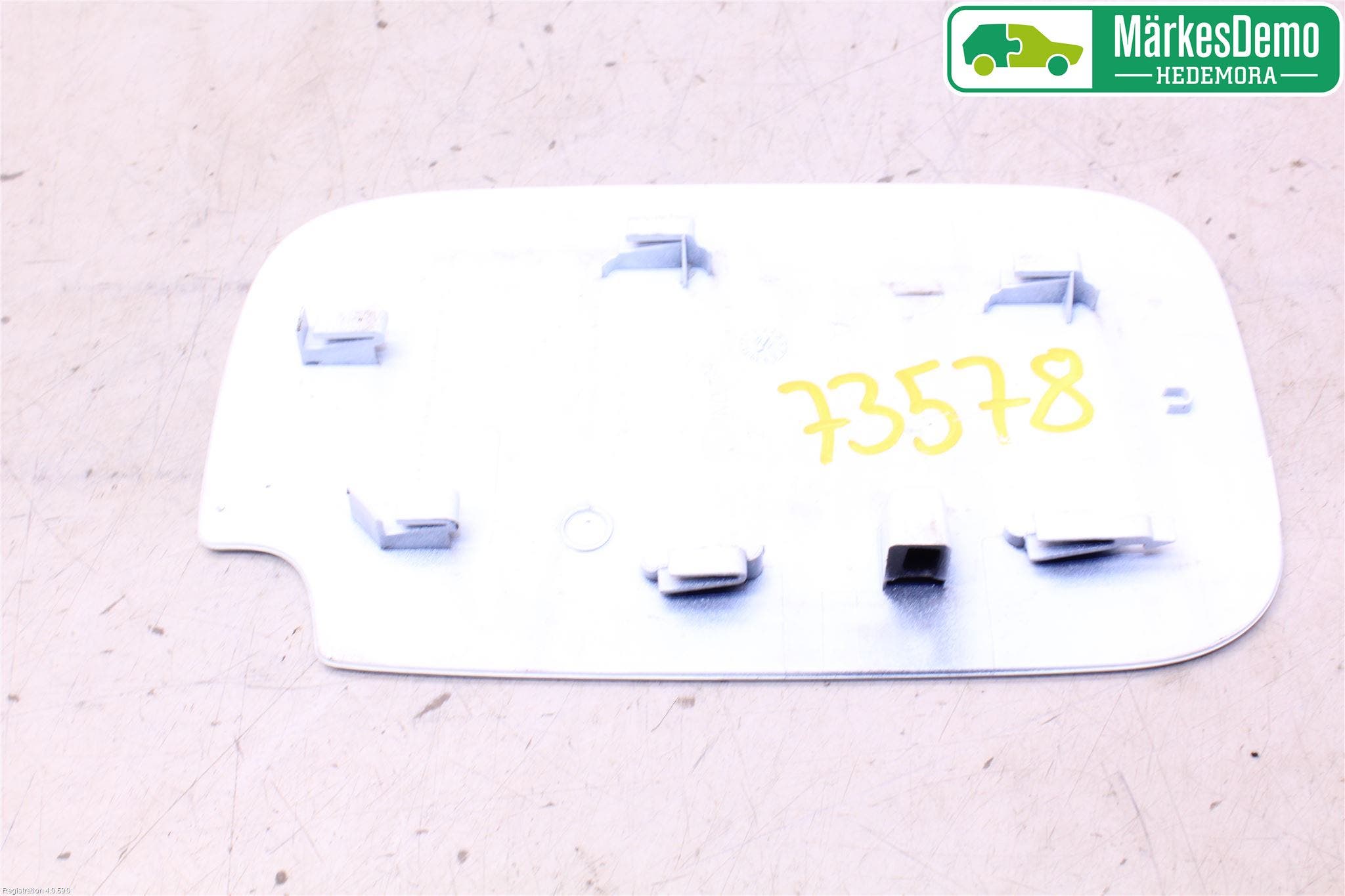 Peugeot PARTNER 16-18 Tanklucka