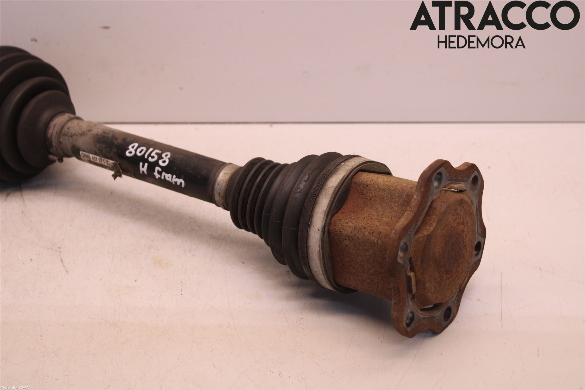 Audi A4/S4 08-11 Drivaxel Fram Höger