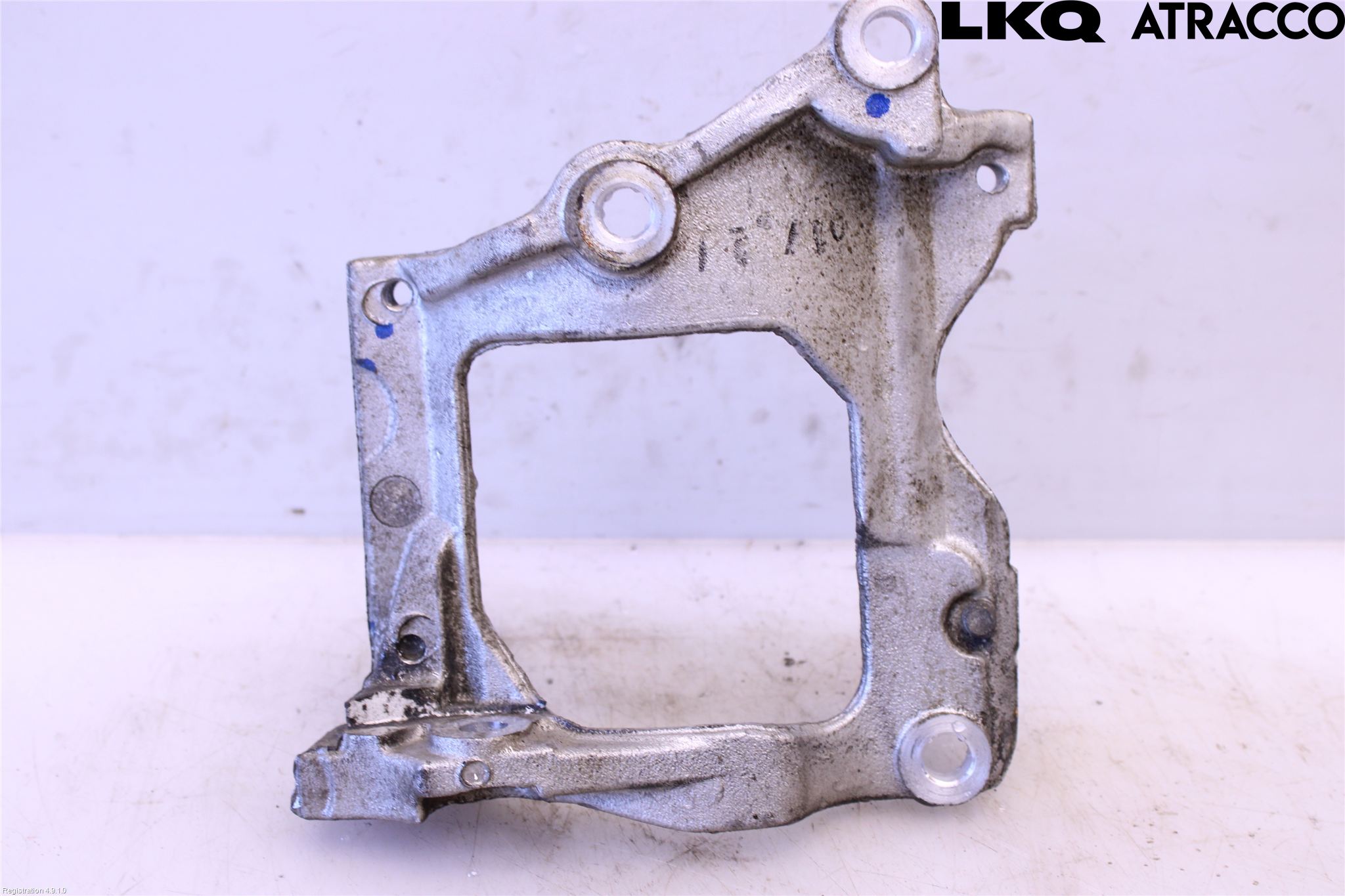 Toyota HILUX 16- Ac Kompressor-Fäste