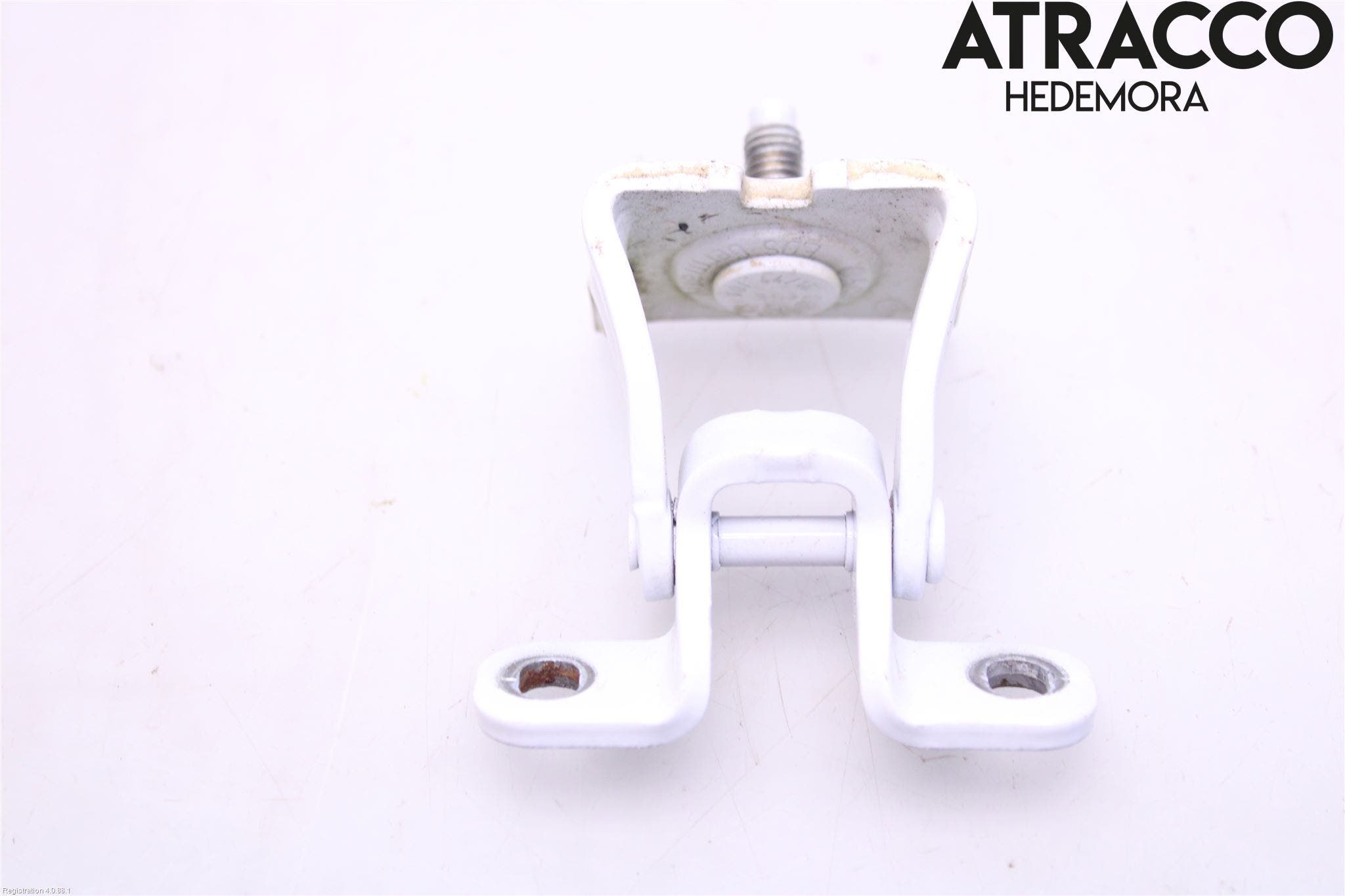 Skoda FABIA 15-21 Bakluckegångjärn Hö