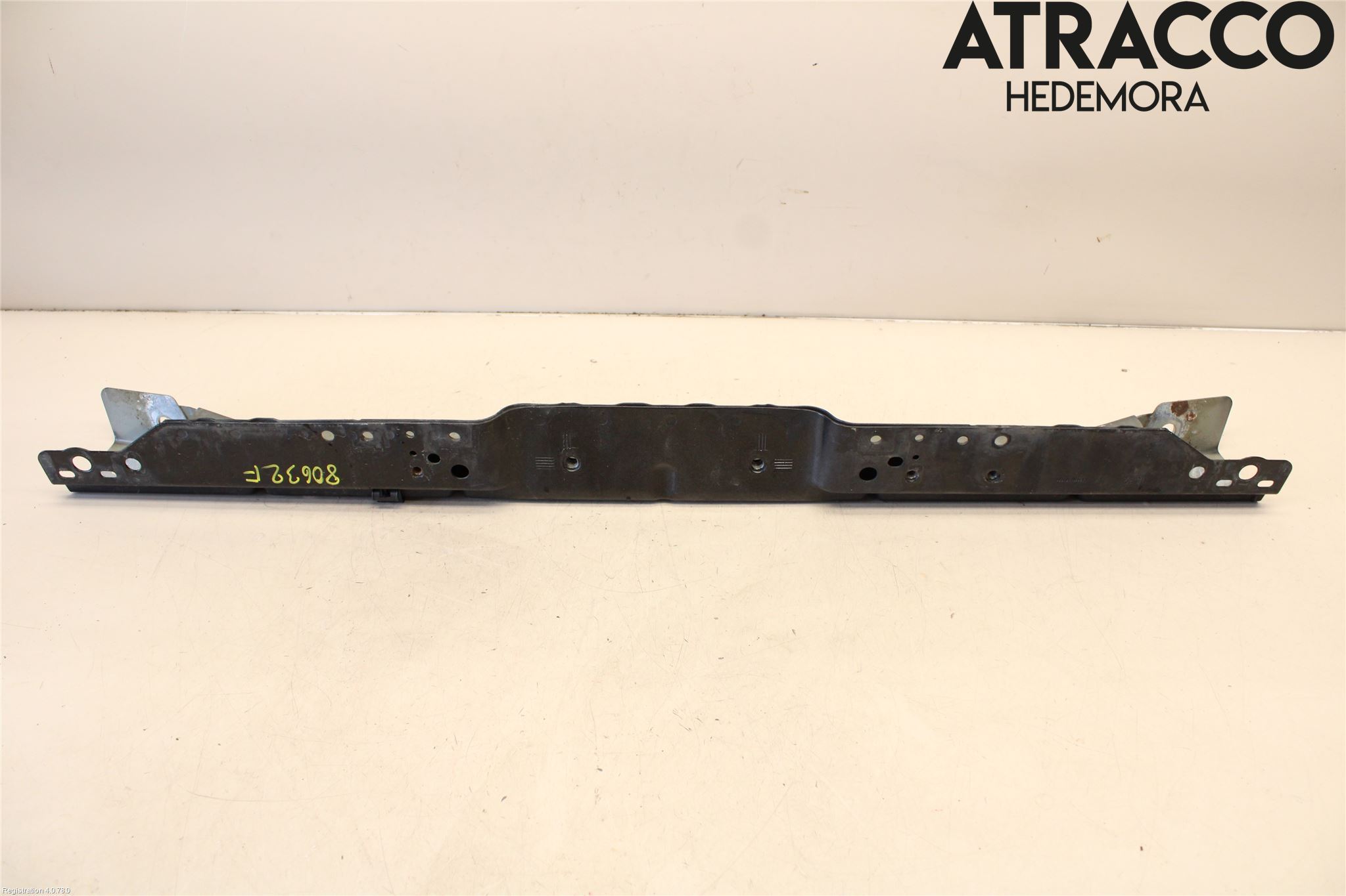 Opel ASTRA J 10-15 Kylarfäste-Ram-Balk