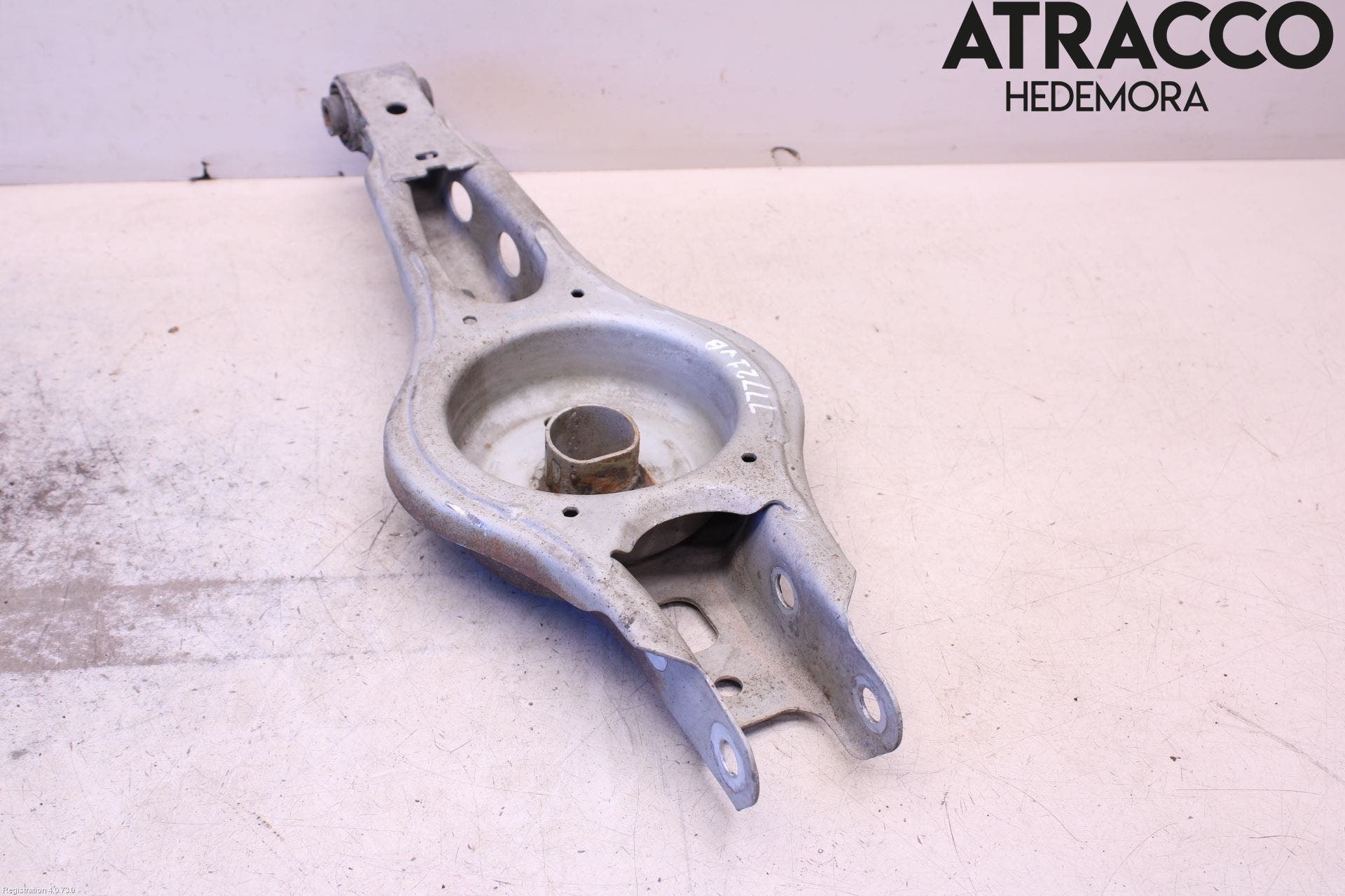 Opel INSIGNIA 17- Bärarm Bak Vänster