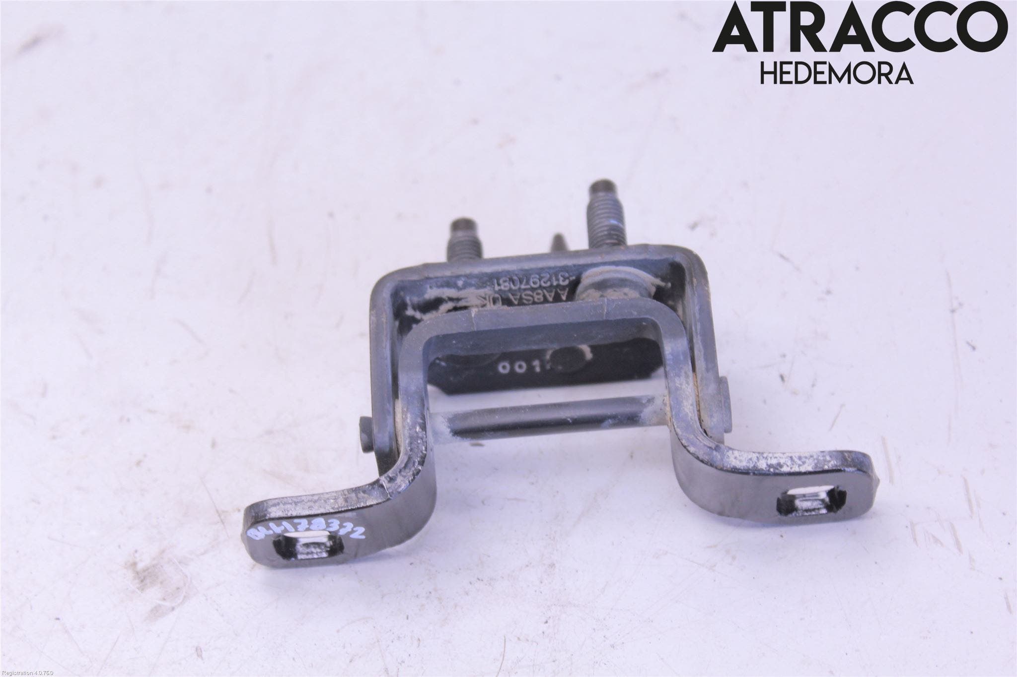 Volvo XC60 09-13 Bakluckegångjärn Hö