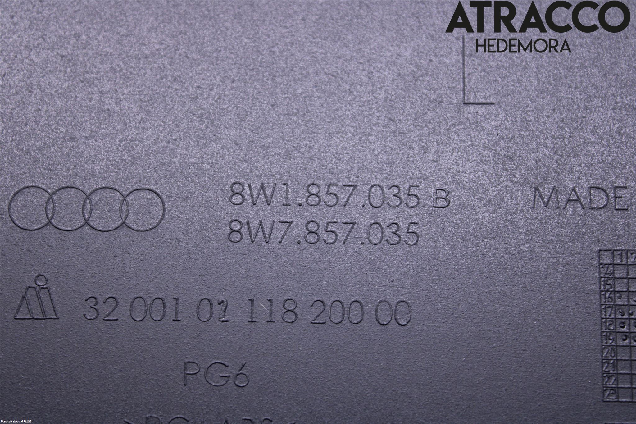 Audi A4/S4 B9 16-19 Handskfack