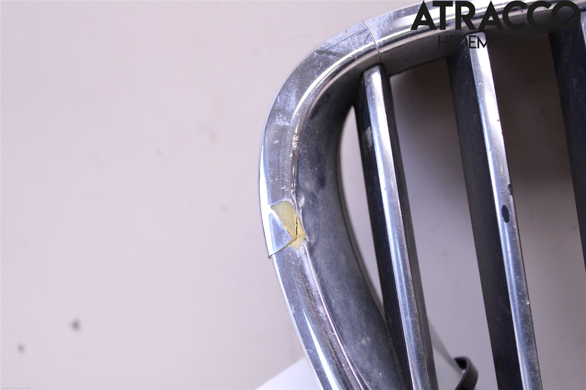 BMW 5 F10/F11/F18 09-17 Grilldel Höger