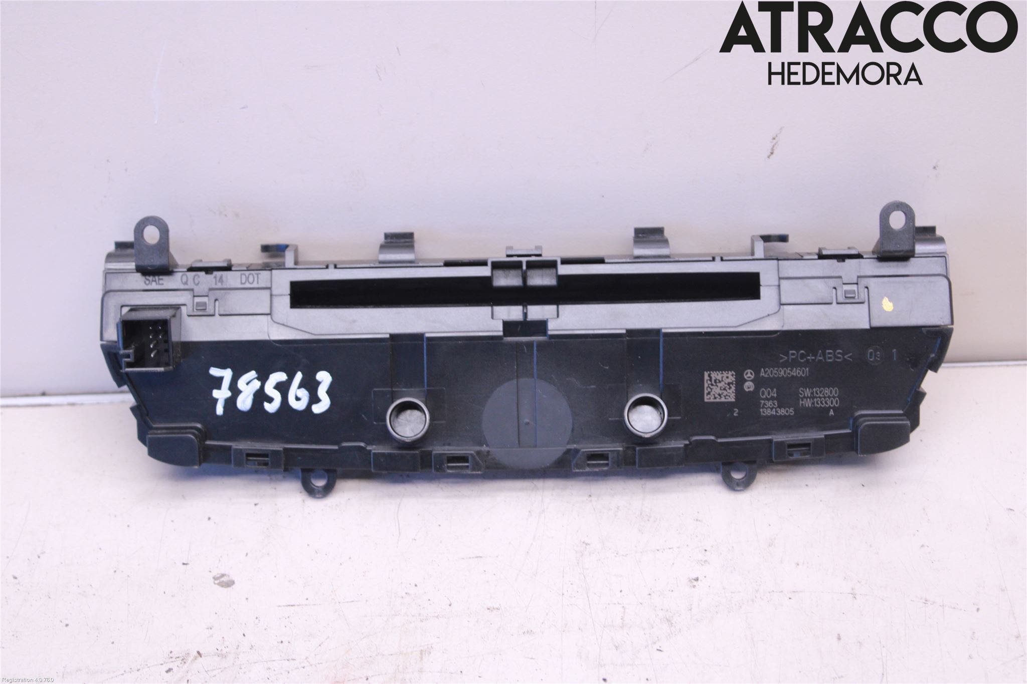 Mercedes-Benz MB C-KLASS (W205) 14-21 Cd Radio - Multimediapanel