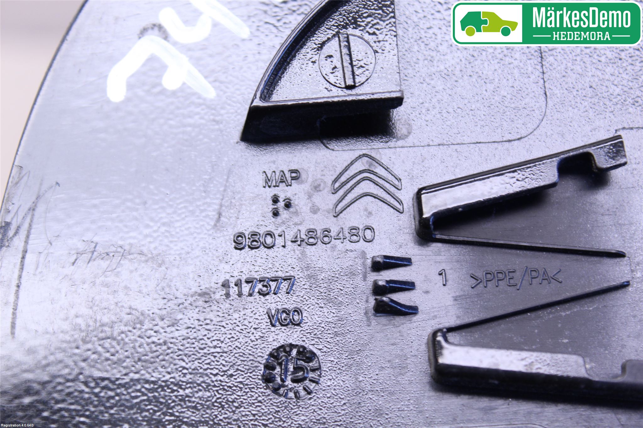 Citroen C4 CACTUS 14-20 Tanklucka