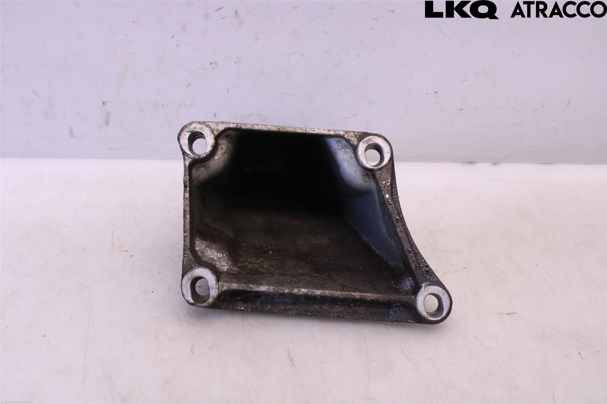 BMW 7 E65/66    00-08 Motorfäste