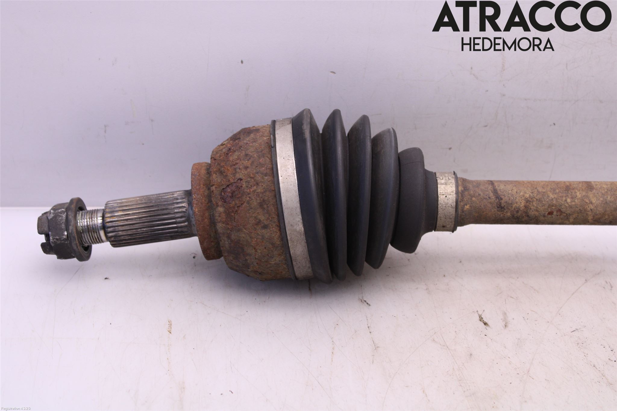 Renault TRAFIC/E-TECH 15- Drivaxel Fram Vänster