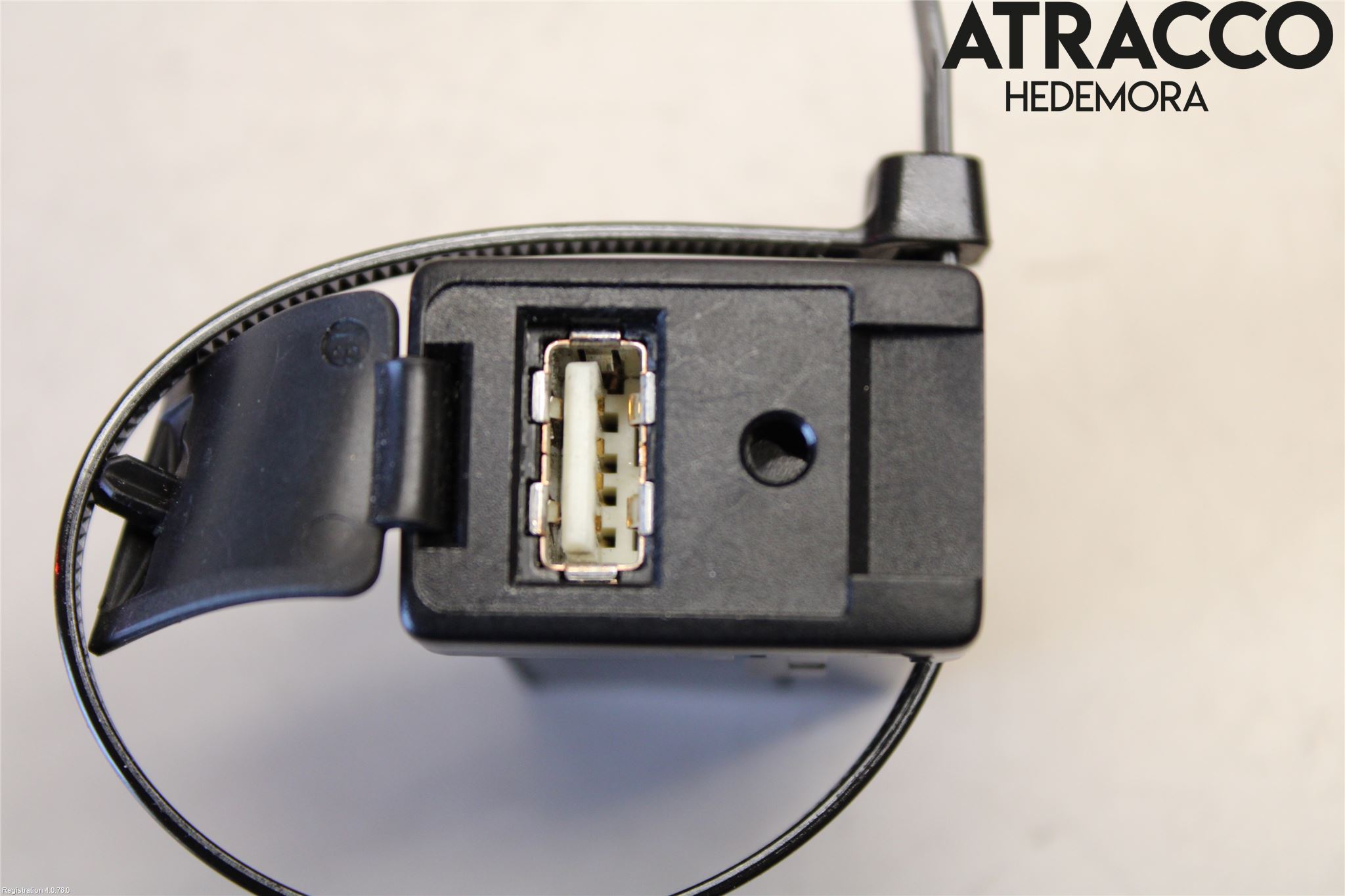 Toyota YARIS XP130 15-20 Usb Connection