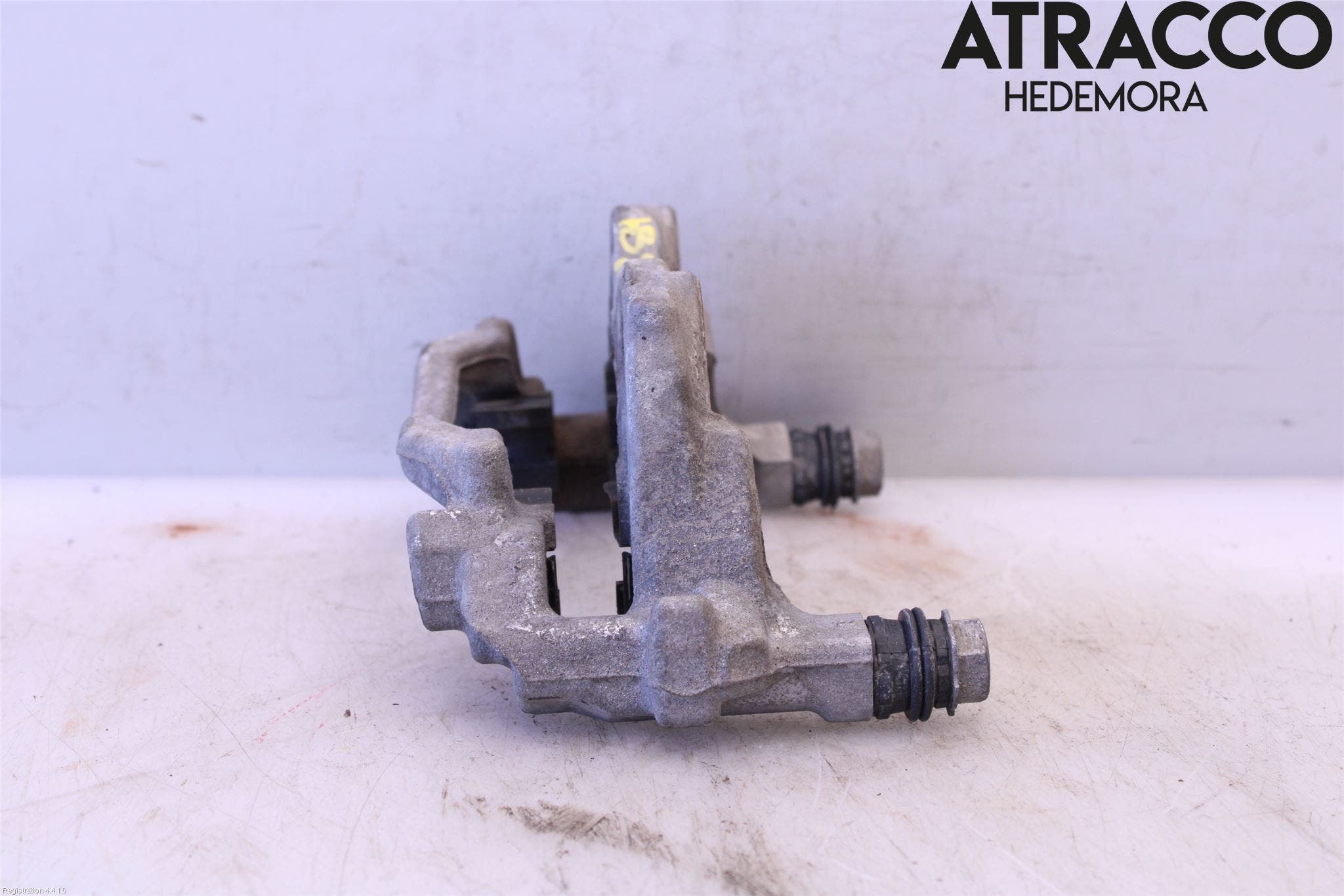 Toyota YARIS XP21 20- Bromsokshållare