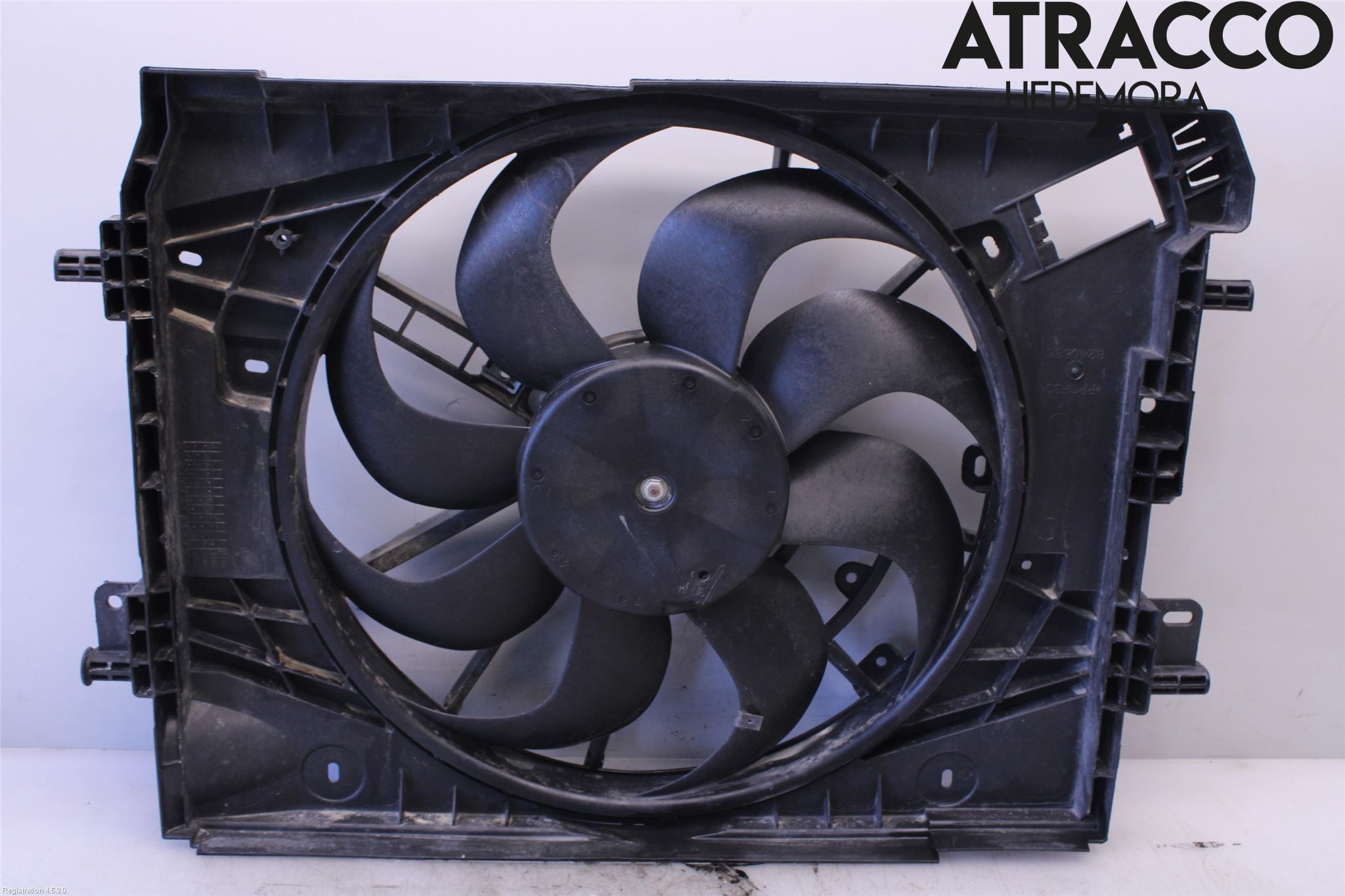 Dacia DOKKER 13- Kylfläktkåpa