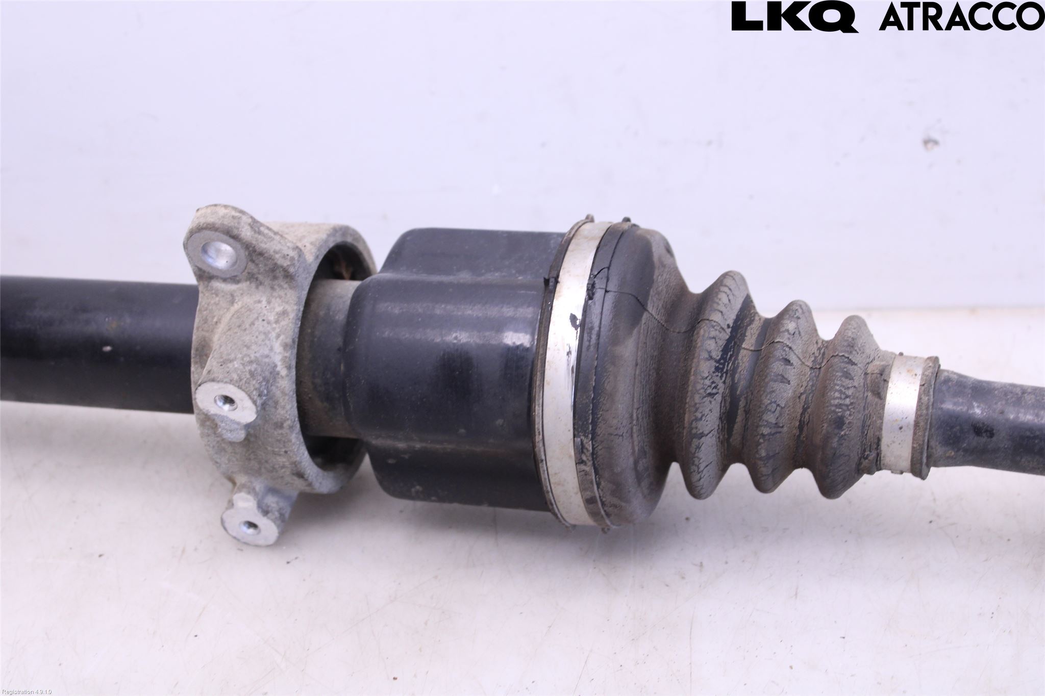 BMW 2 F46 GRAN TOURER 15-22 Drivaxel Fram Höger