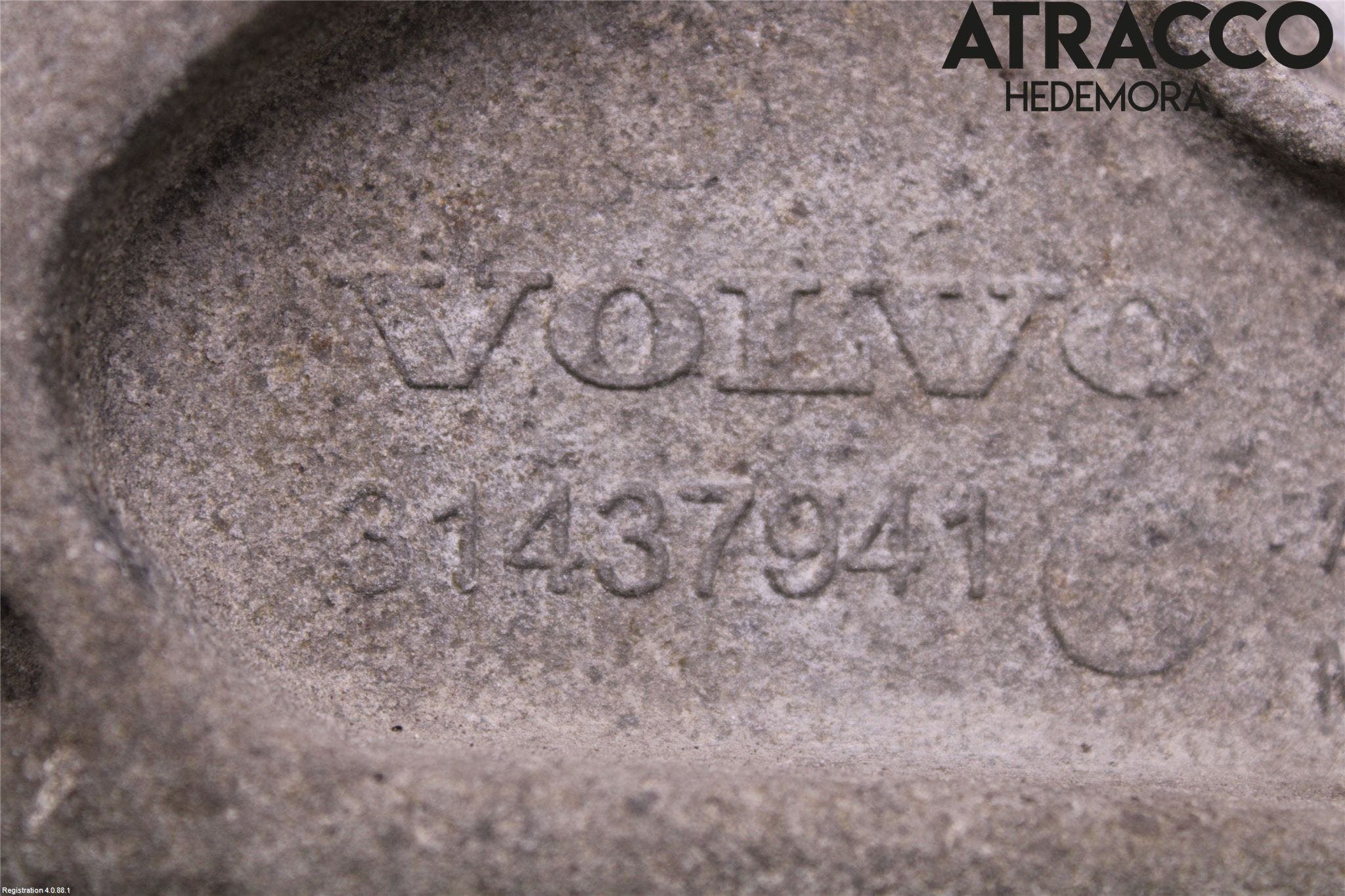 Volvo S90 17->> Bakaxel Fäste