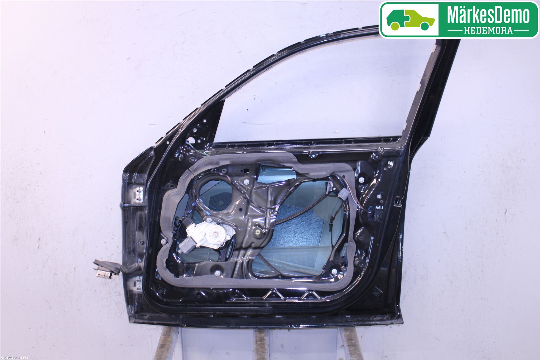 BMW 1 E87/81 5D/3D 03-11 Dörr Fram Höger