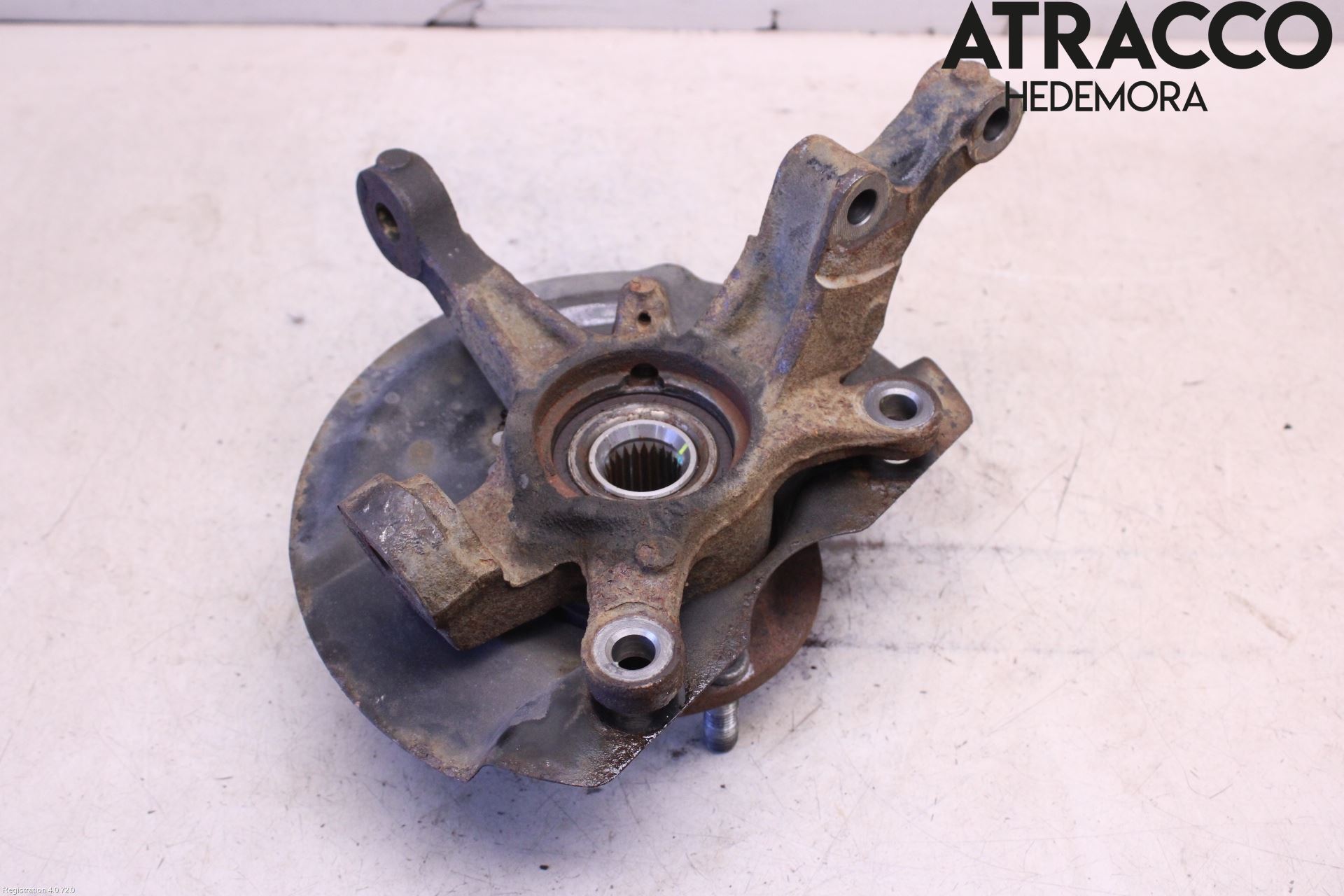 Mitsubishi SPACE STAR 13- Styrspindel Lagerhus Vä