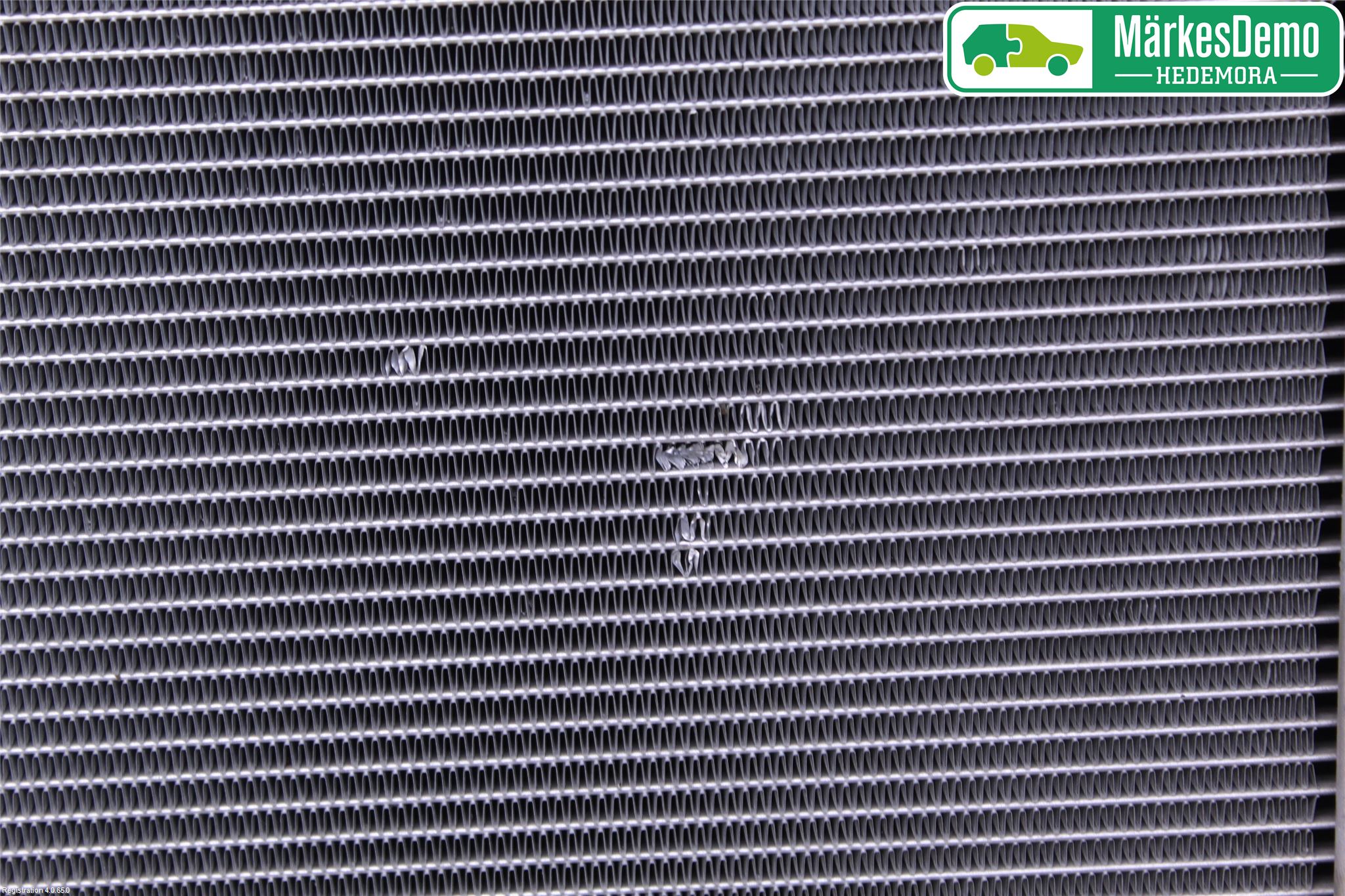 Toyota AVENSIS 16-18 Kylare Man