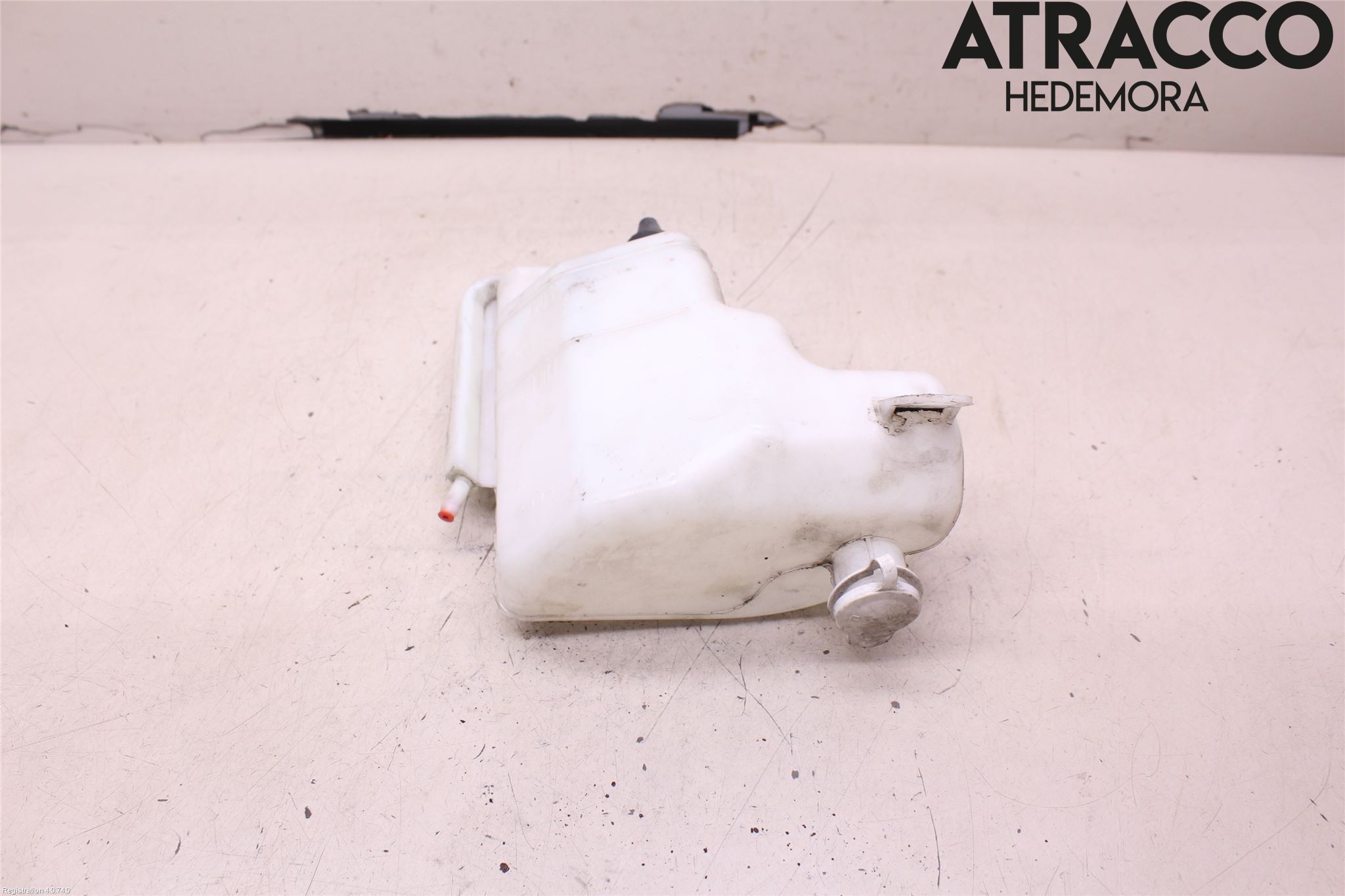 Mitsubishi OUTLANDER 07-12 Expansionstank