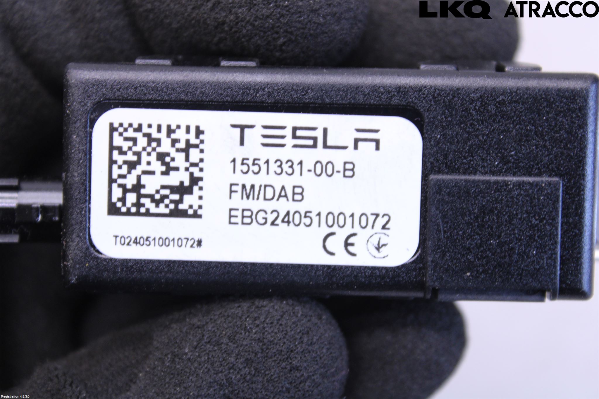 Tesla MODEL Y 21- Antennförstärkare